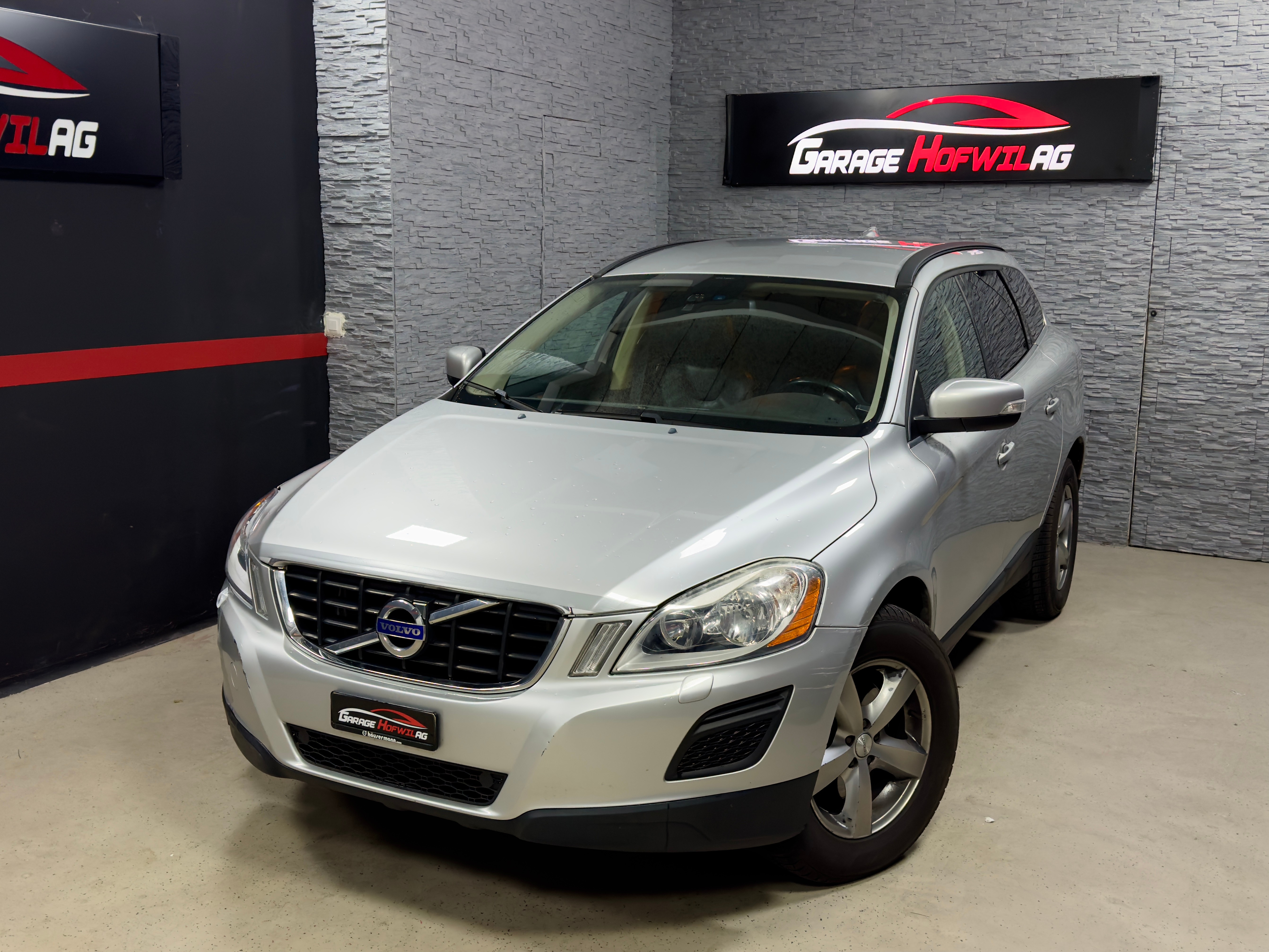 VOLVO XC60 D3 AWD Momentum Geartronic