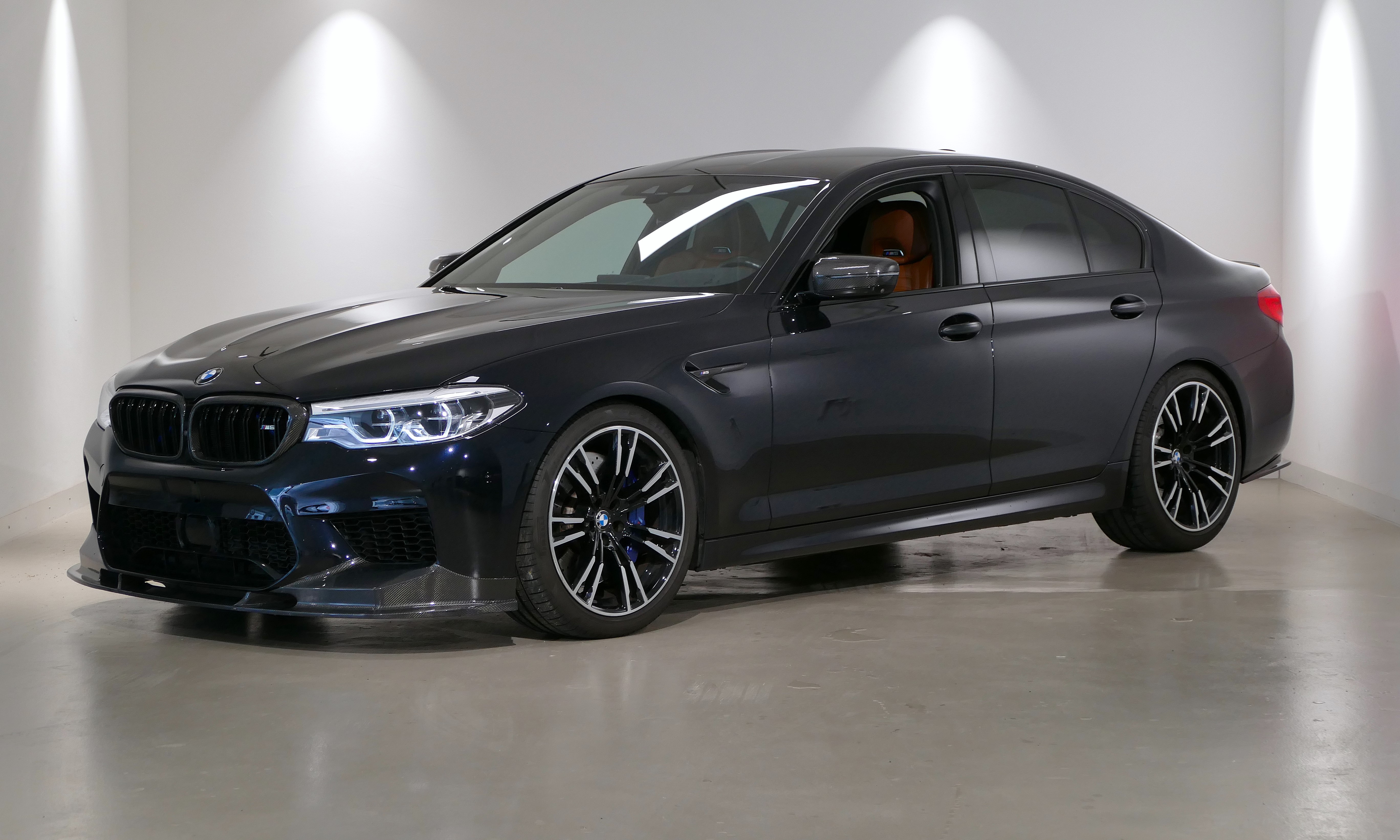 BMW M5 xDrive Drivelogic