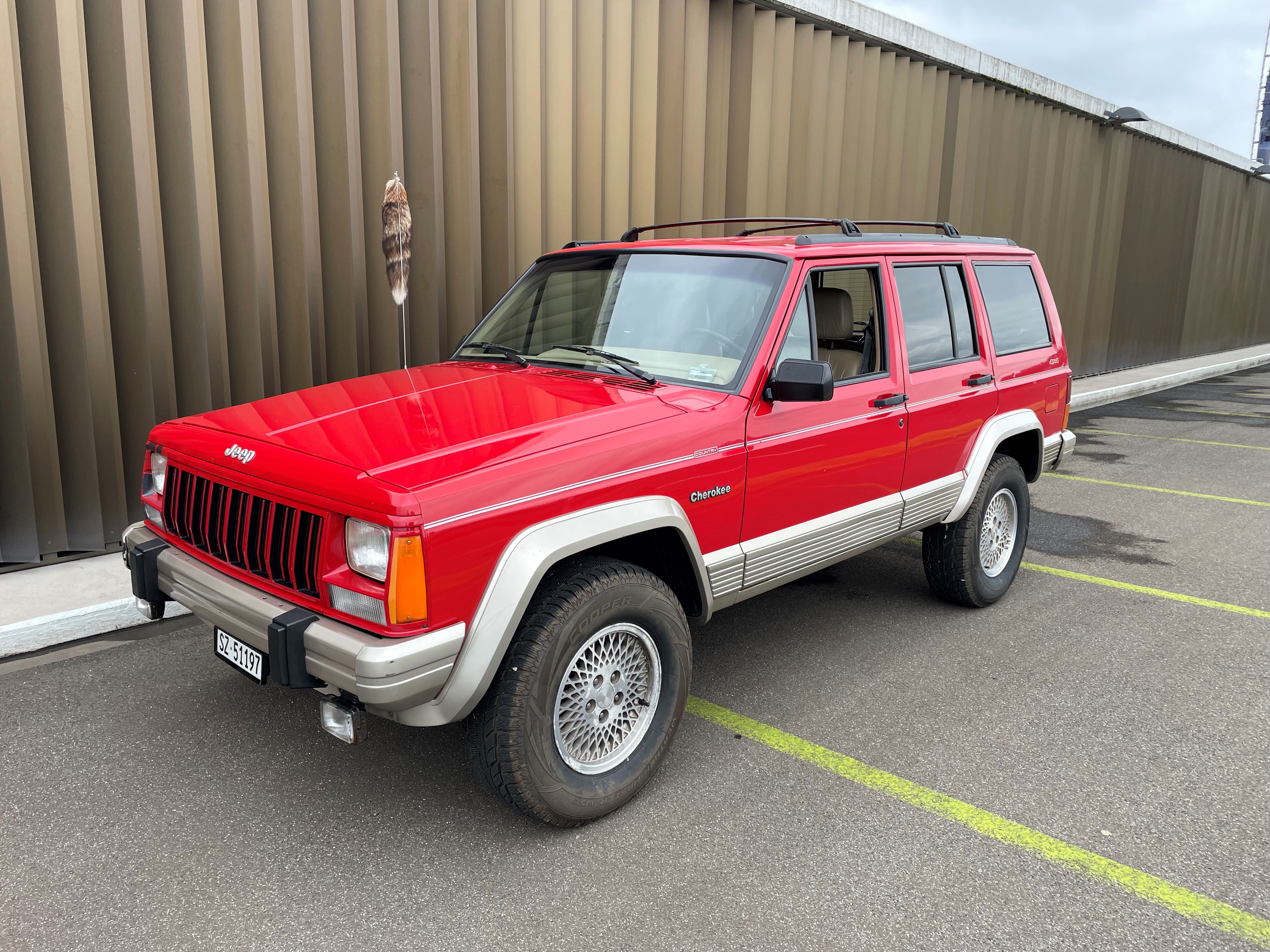 JEEP Cherokee 4.0 Country / Frisch ab MFK / Frisch ab Service