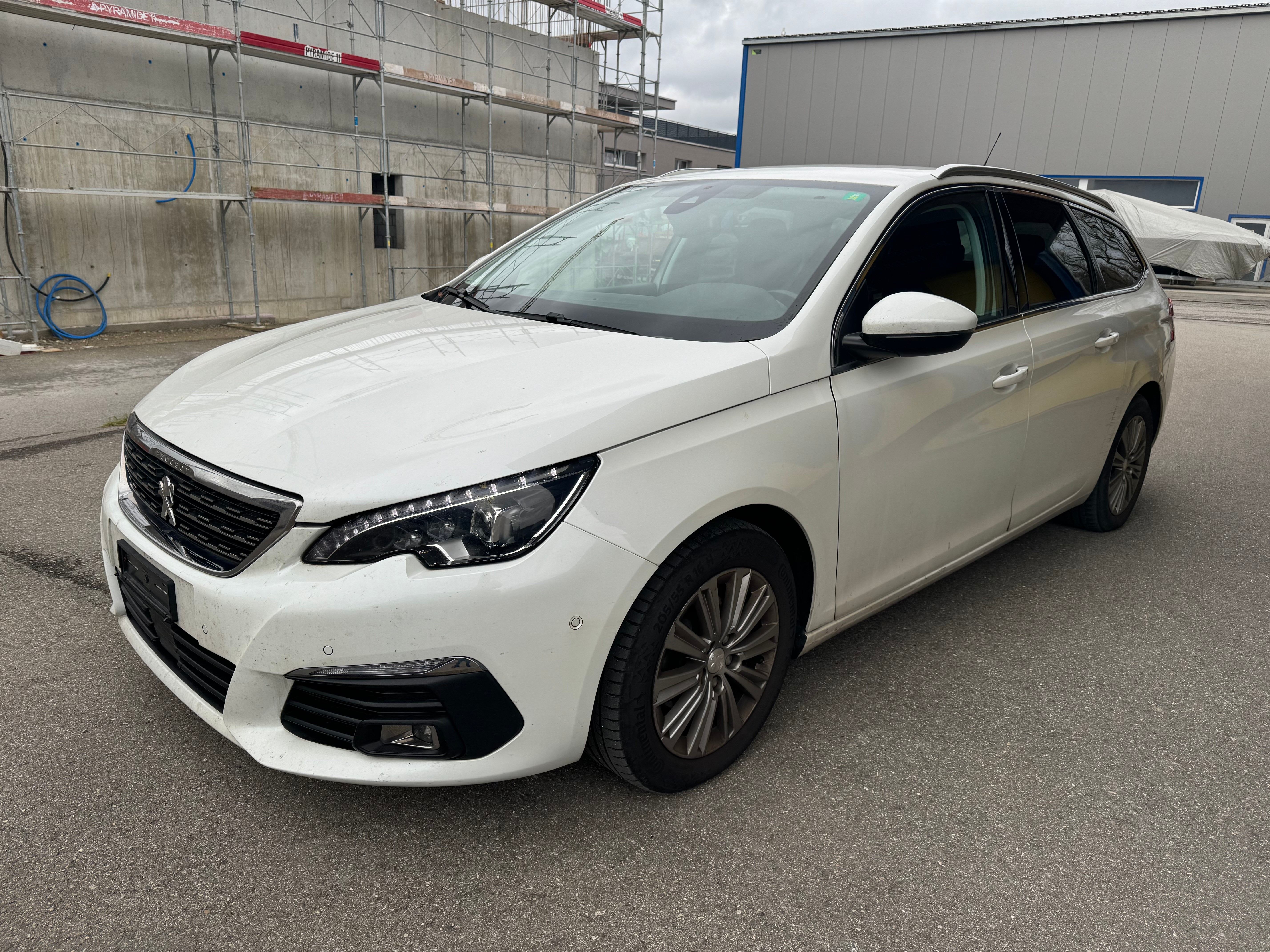 PEUGEOT 308 SW 1.2 Pure Tech Active EAT6