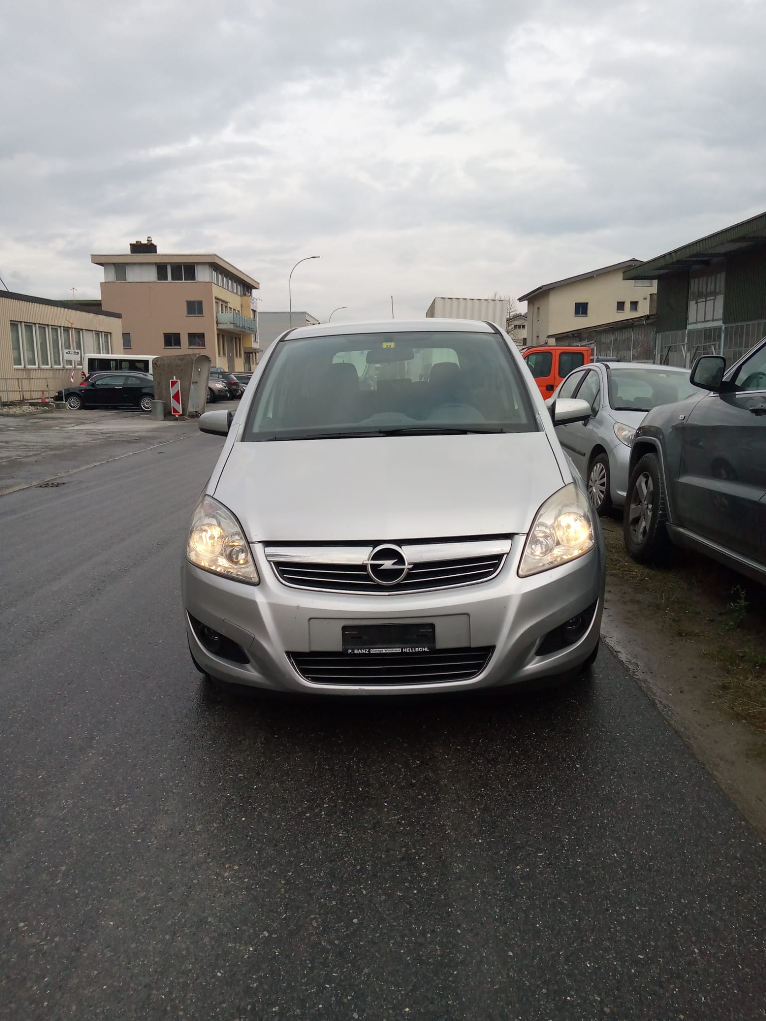 OPEL Zafira 2.2i 16V Enjoy