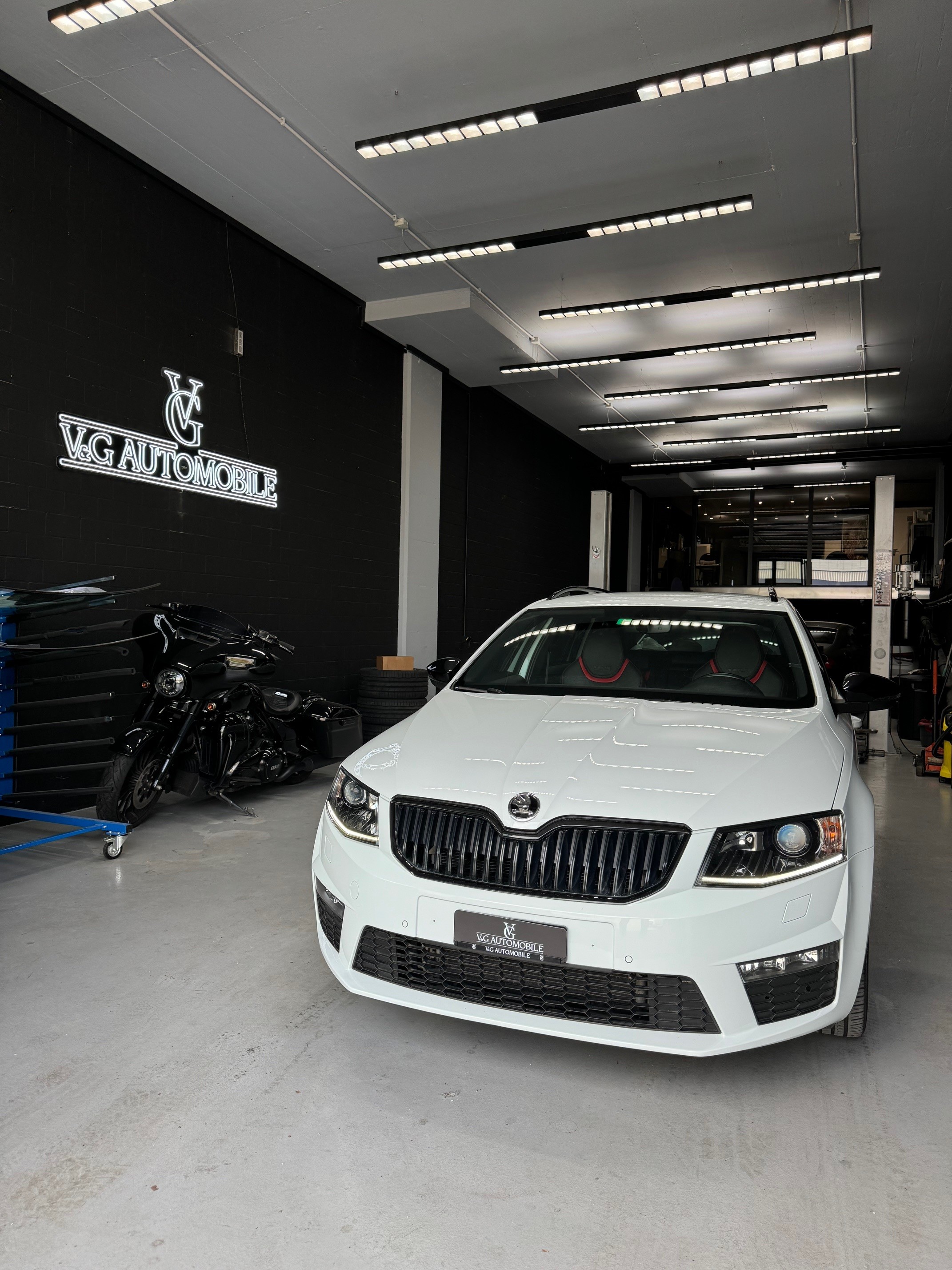 SKODA Octavia Combi 2.0 TDI RS