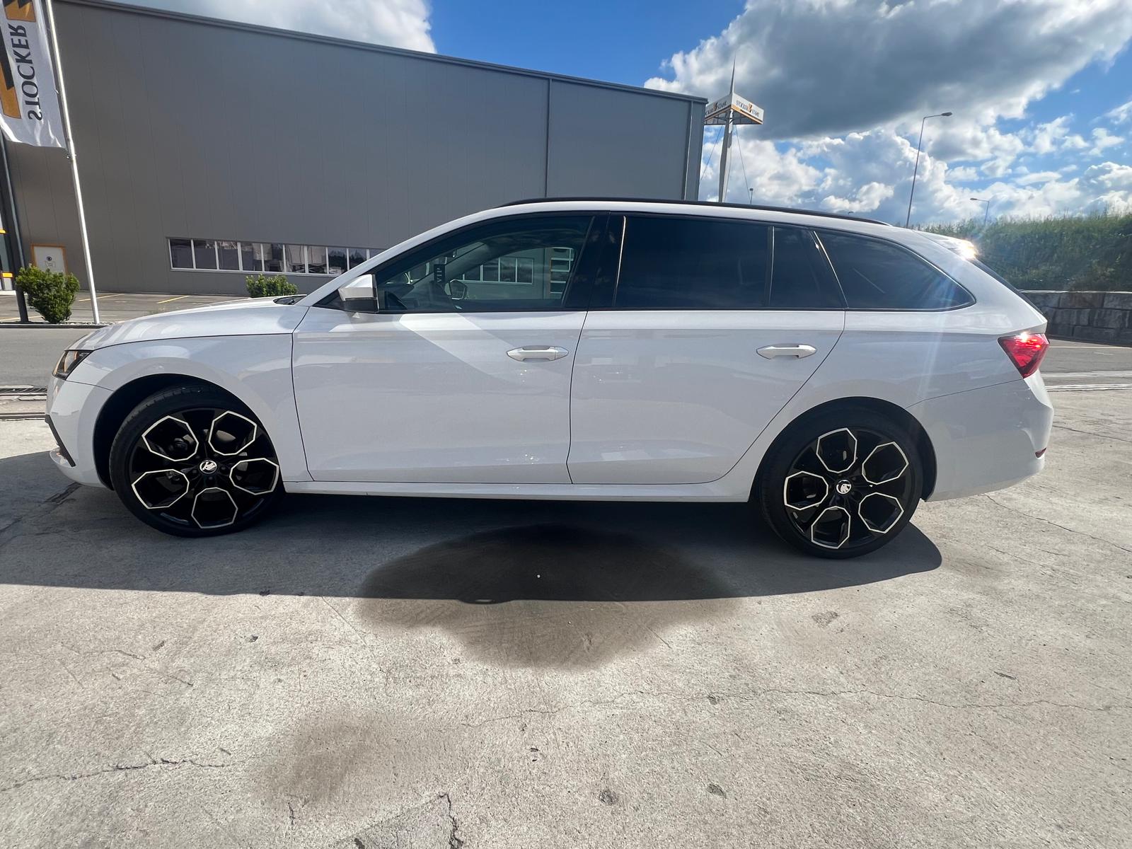 SKODA Octavia Combi 2.0 TDI Style