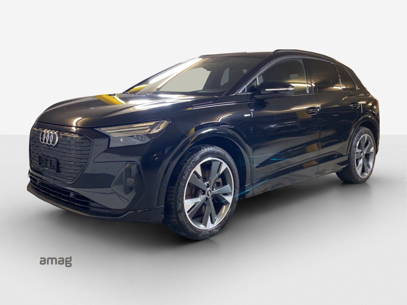 AUDI Q4 e-tron 45 quattro