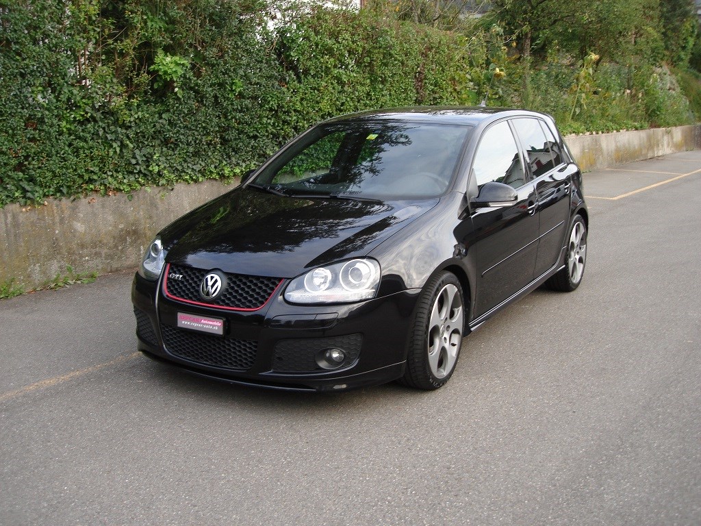 VW Golf 2.0 TFSI GTI Edition 30