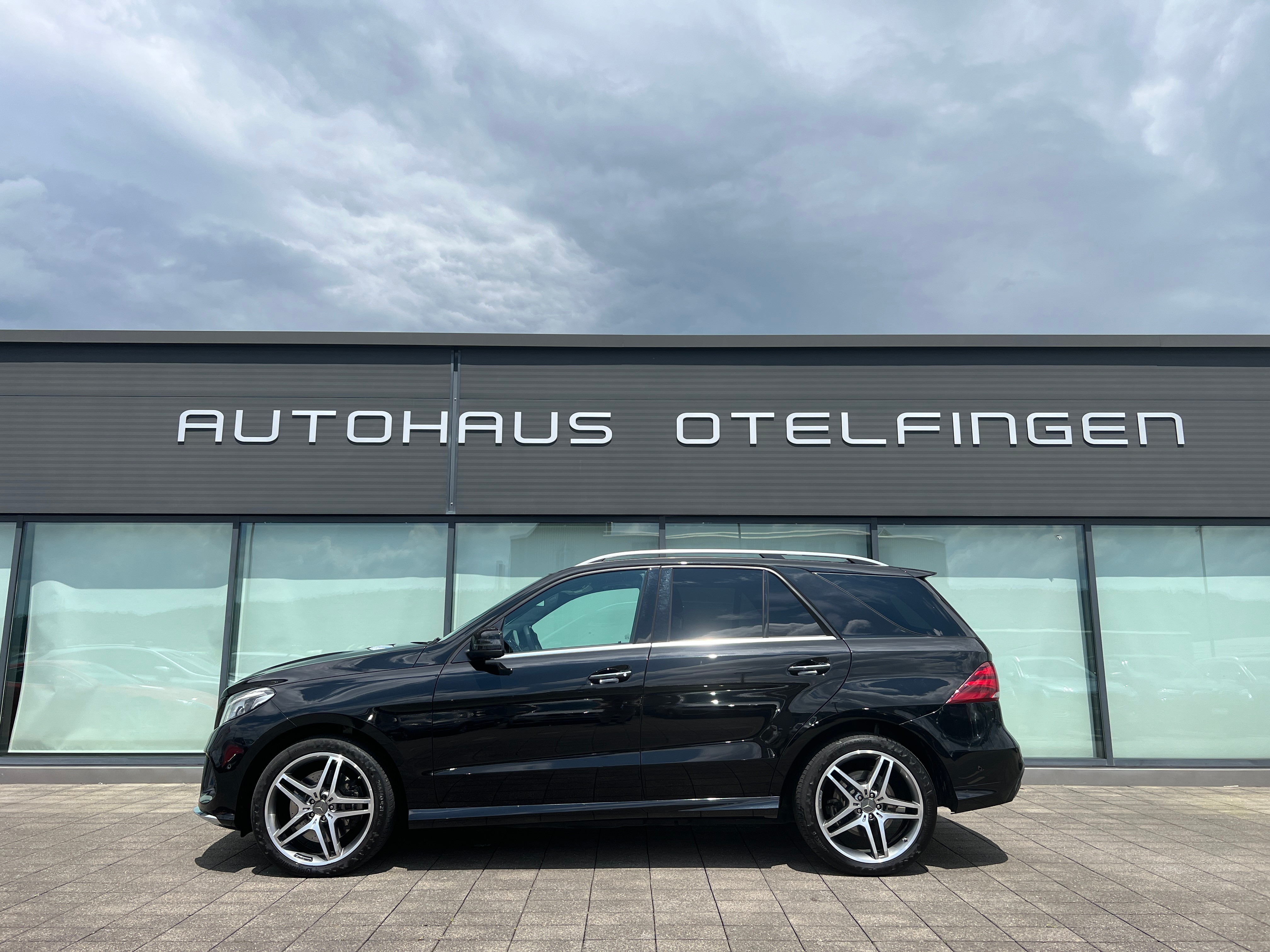 MERCEDES-BENZ GLE 500 Executive 4Matic 9G-Tronic