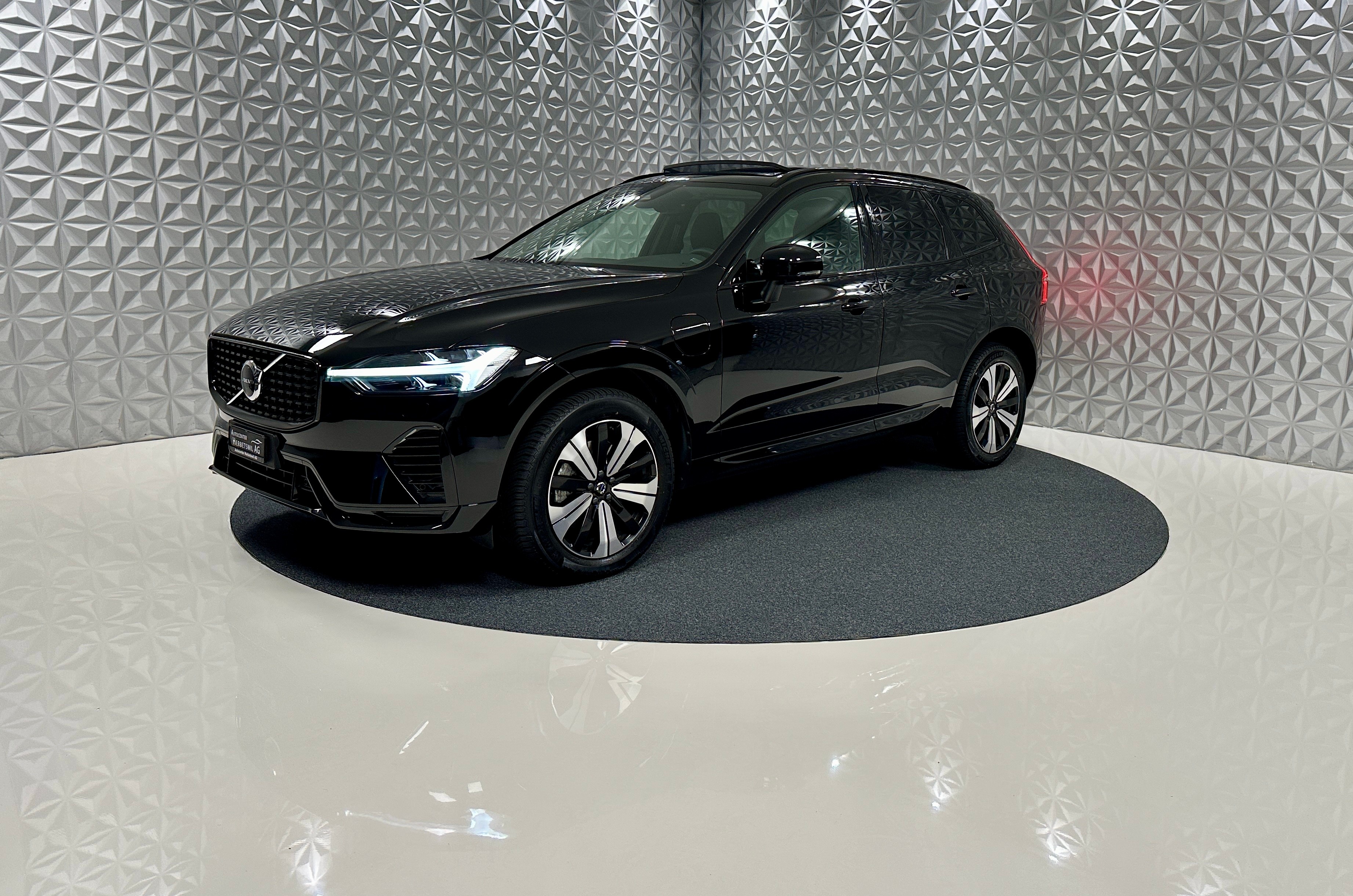 VOLVO XC60 T6 eAWD PluginHybrid Plus Dark Geartronic