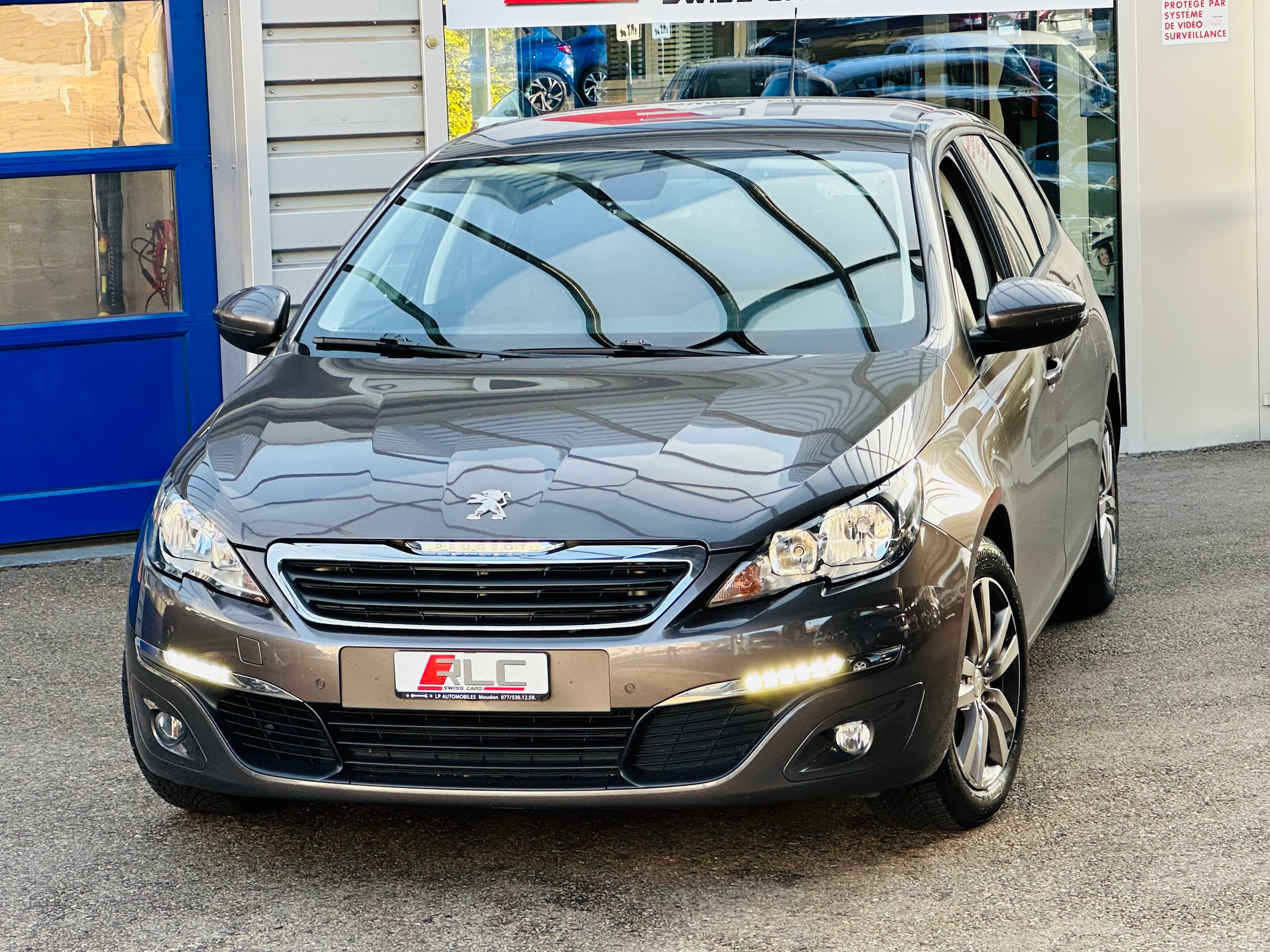 PEUGEOT 308 SW 1.2 THP Style Automatic