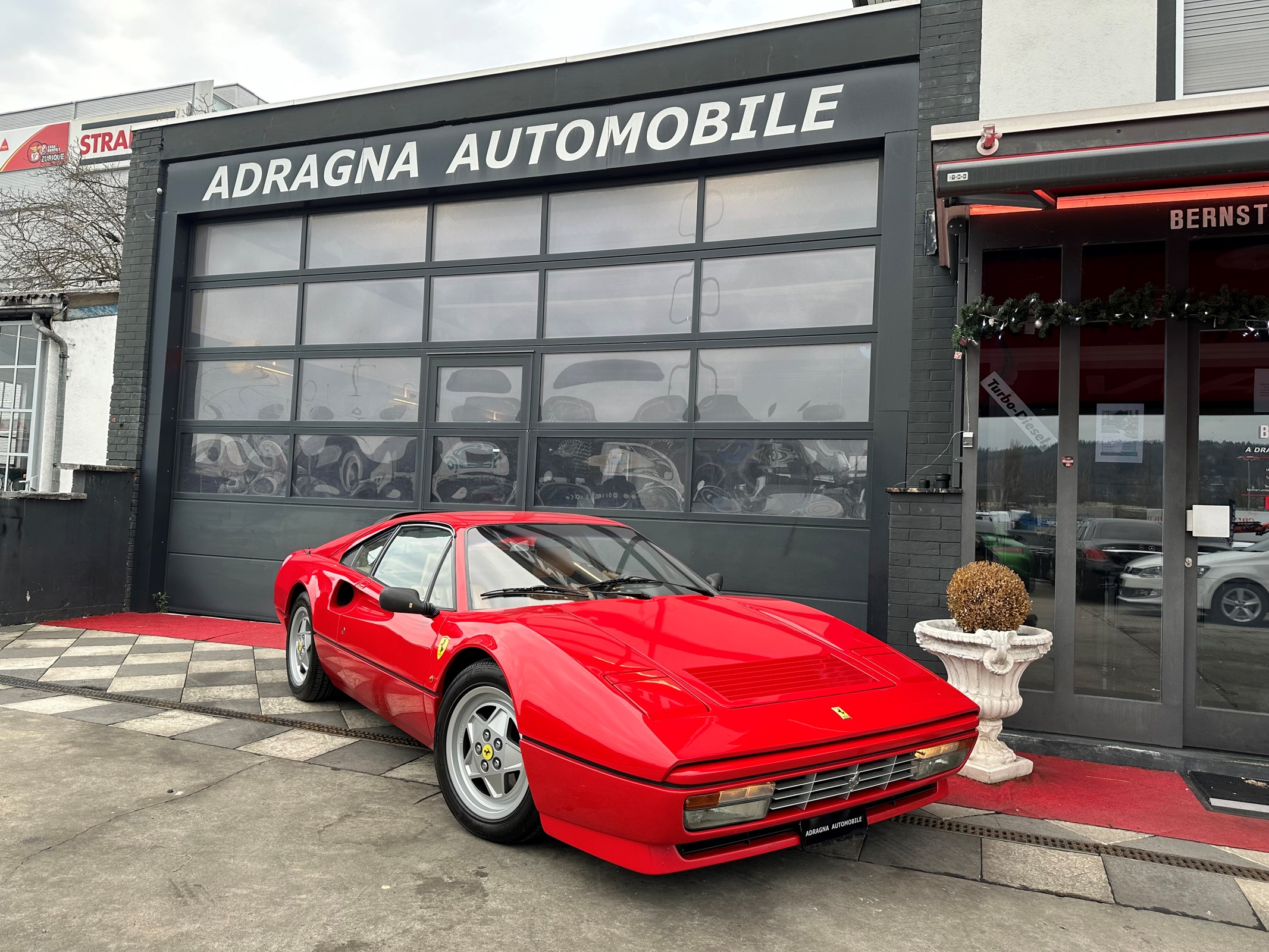 FERRARI 328 GTB