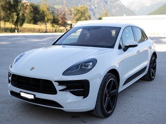 PORSCHE Macan PDK