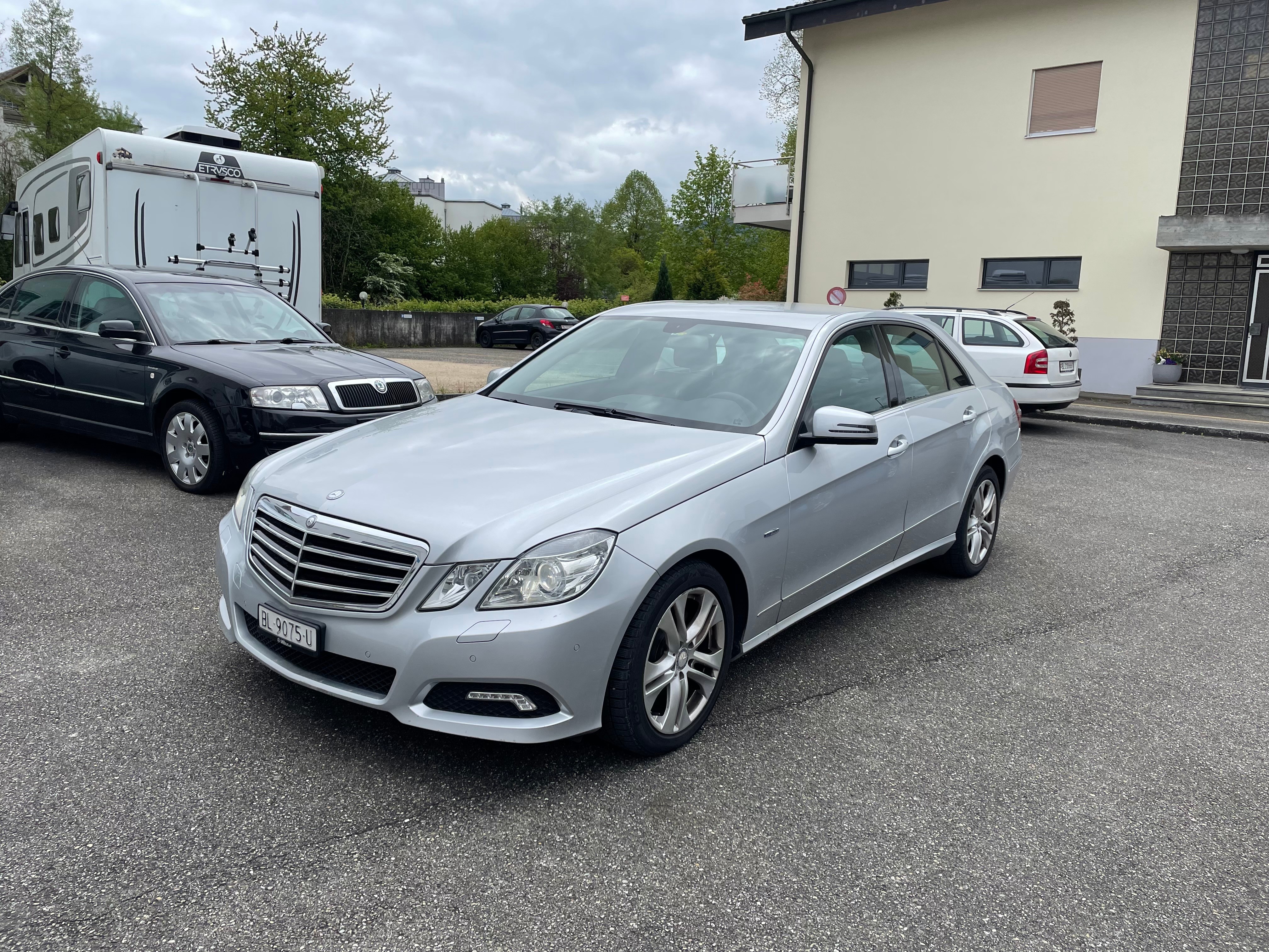 MERCEDES-BENZ E 200 CDI BlueEfficiency Avantgarde Automatic