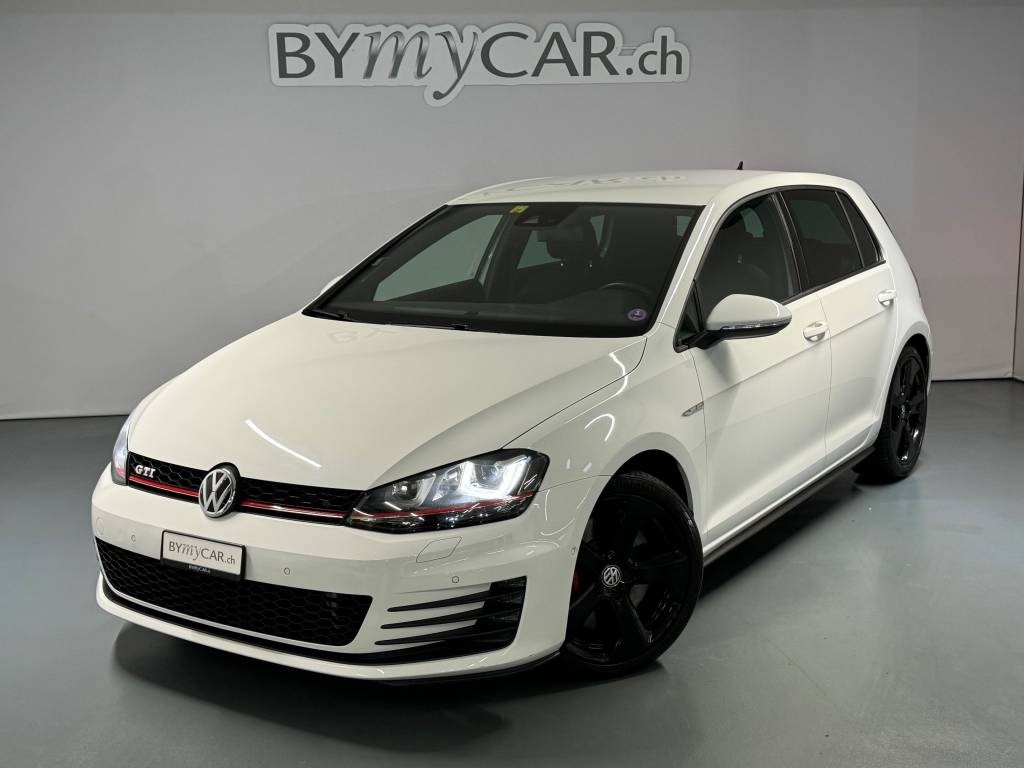 VW Golf 2.0 TSI GTI Performance DSG