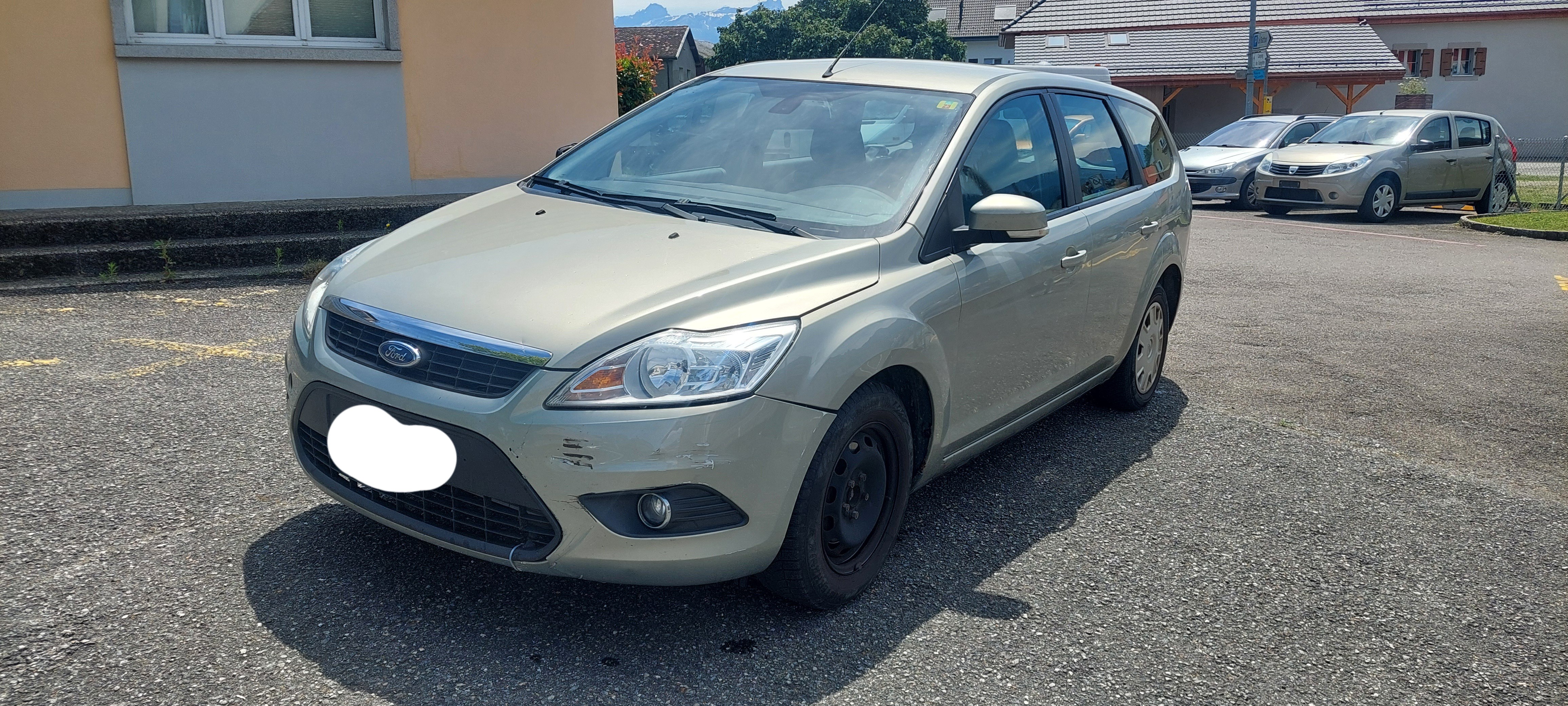 FORD Focus 1.6i 16V Carving