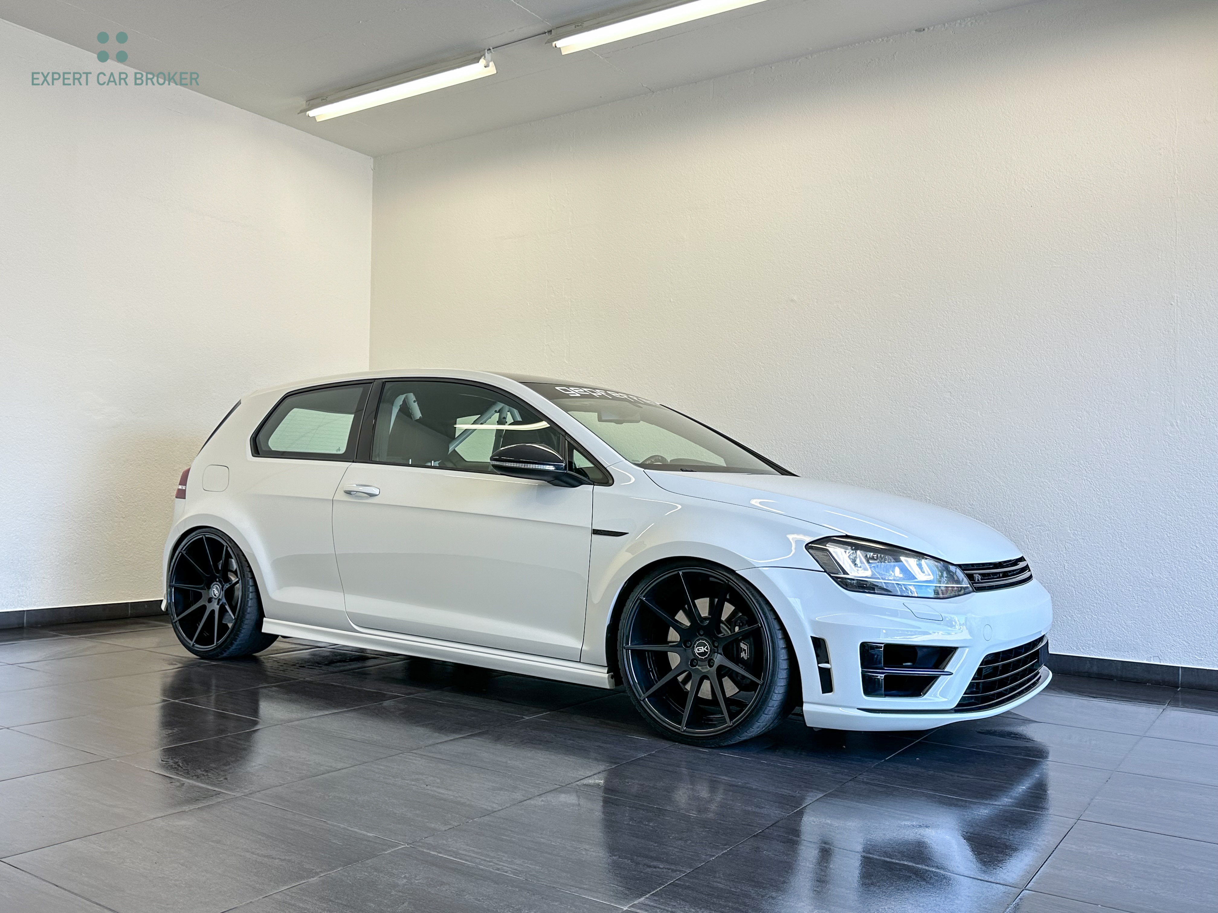 VW Golf 2.0 TSI R 