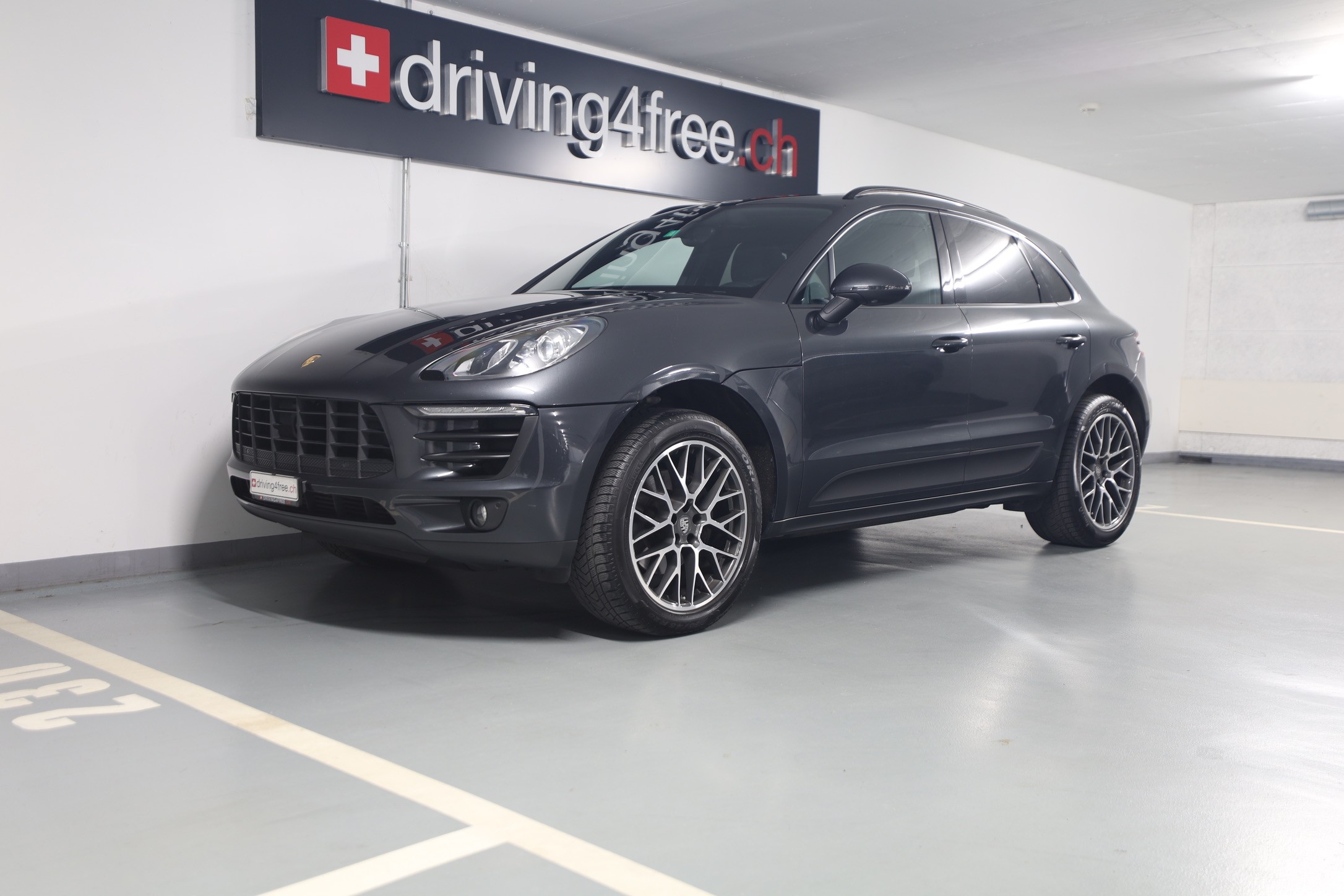 PORSCHE Macan PDK