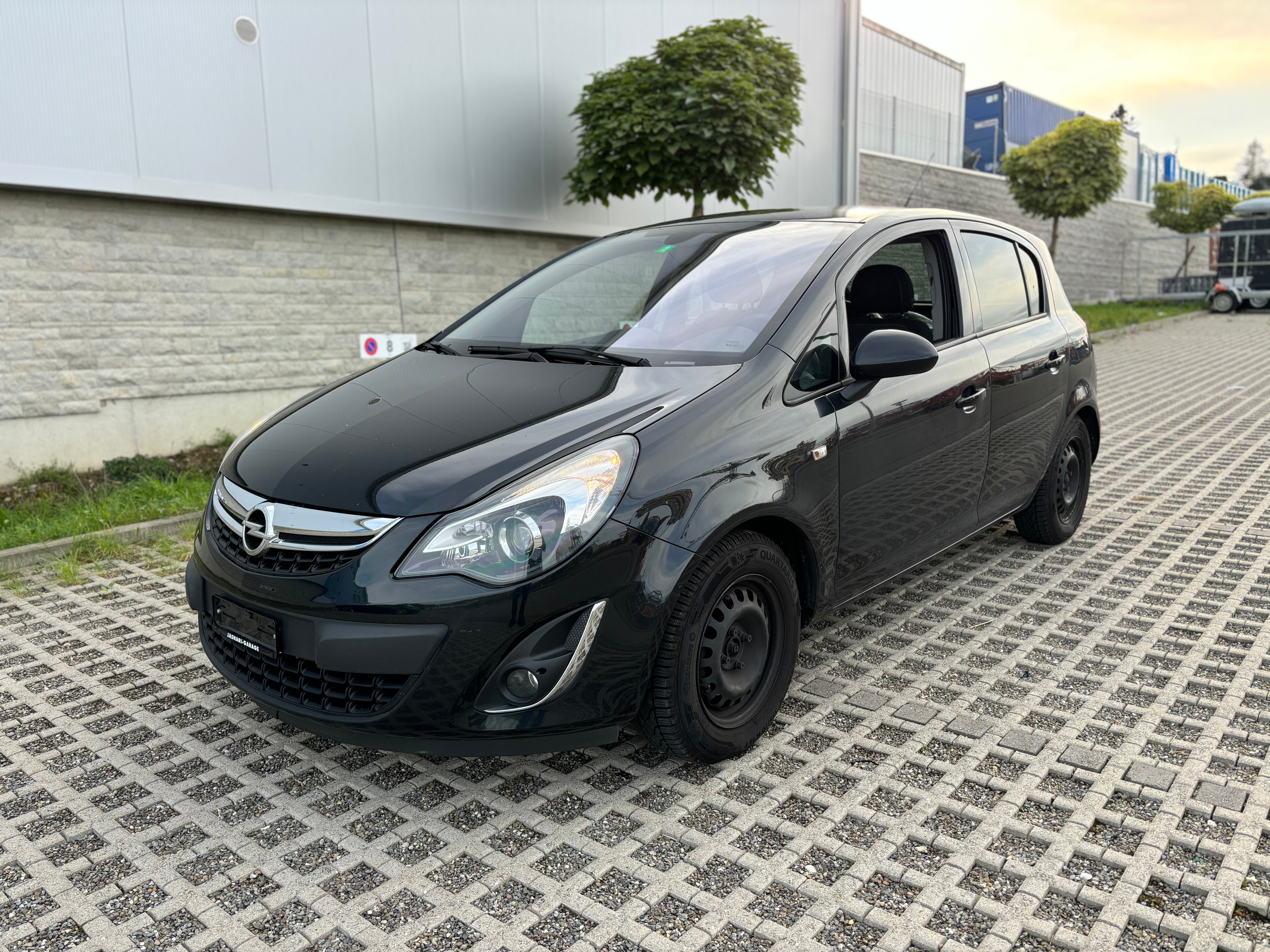 OPEL Corsa 1.4 TP Active Edition Automatic