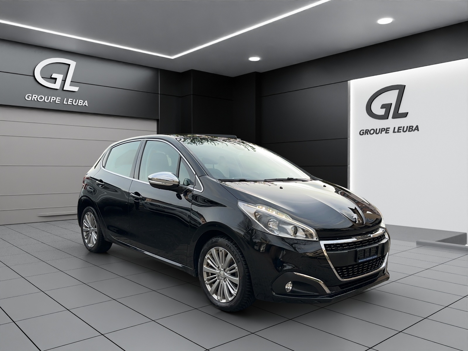 PEUGEOT 208 1.2 PureTech Allure