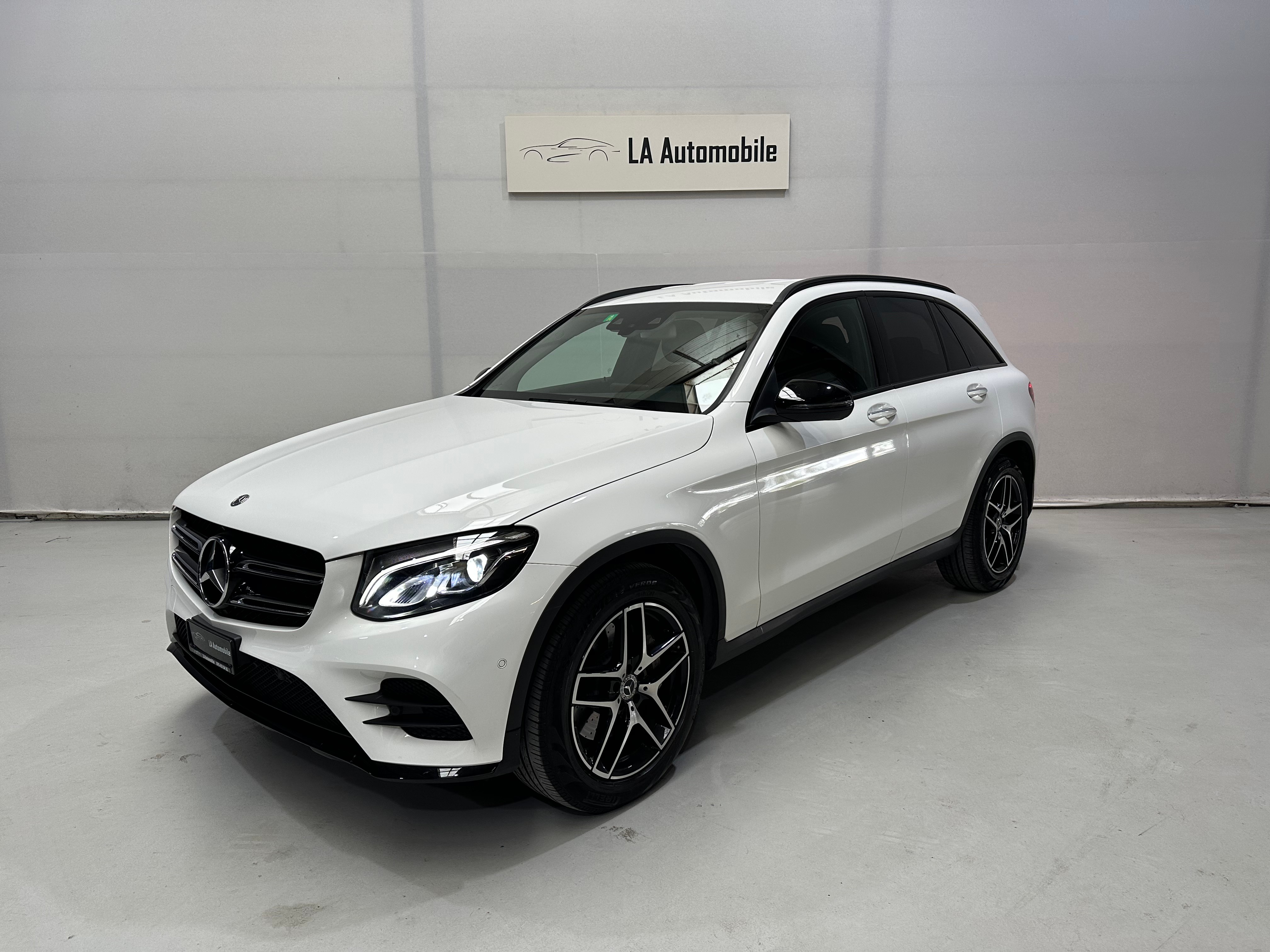 MERCEDES-BENZ GLC 250 AMG Line 4Matic 9G-Tronic