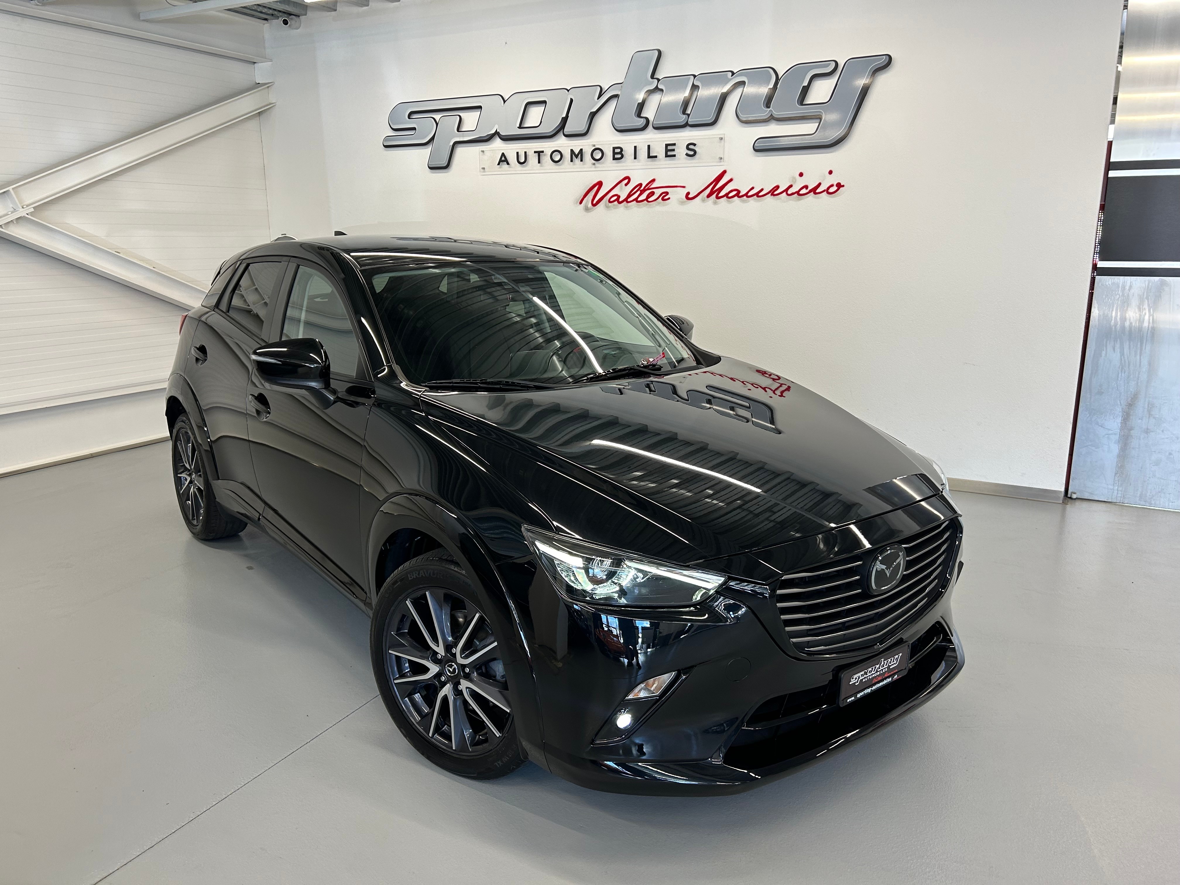 MAZDA CX-3 2.0 Revolution Fulls Black AWD Skyactiv Drive