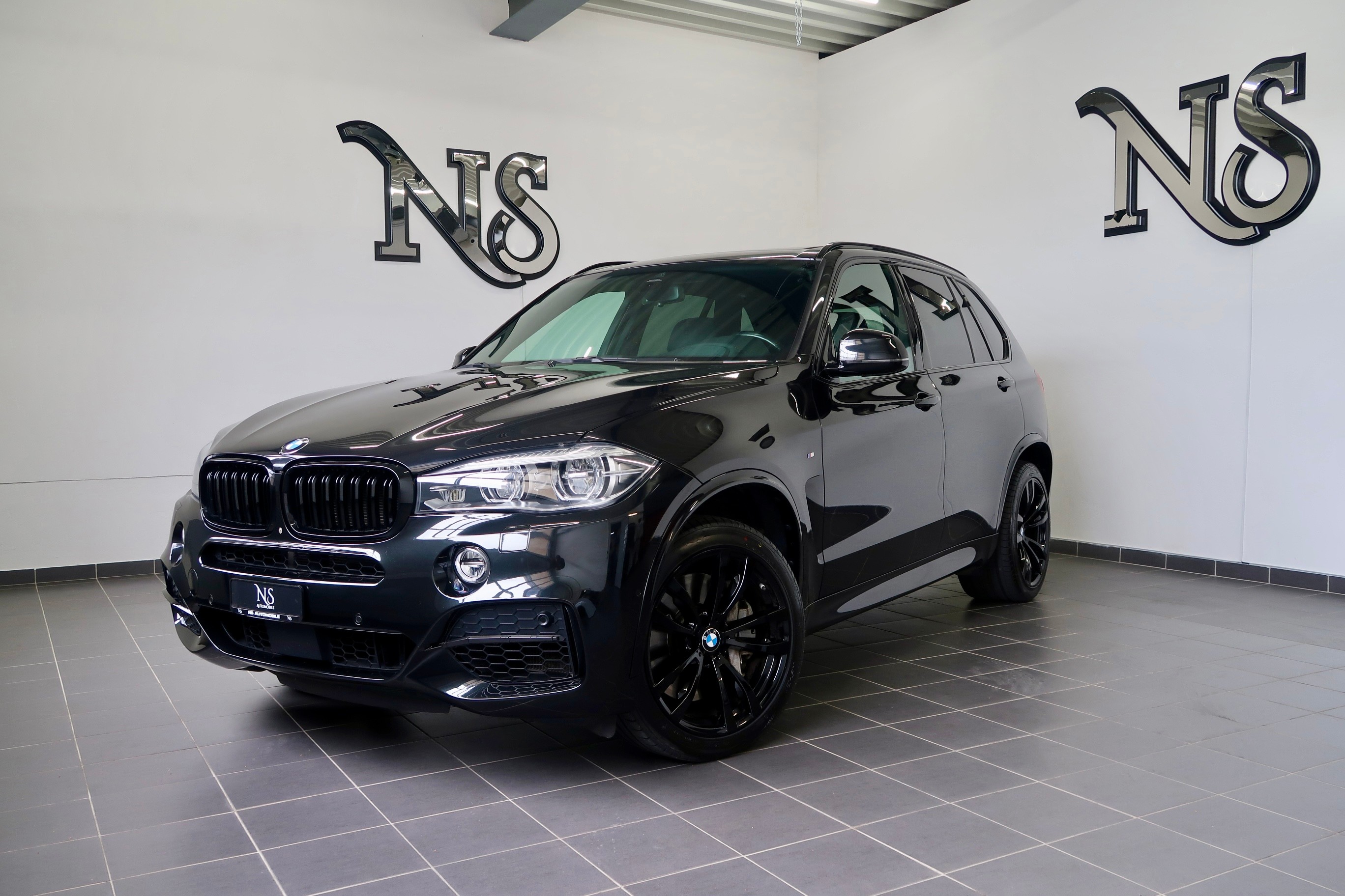 BMW X5 xDrive M50d Pure M Sport Plus Steptronic