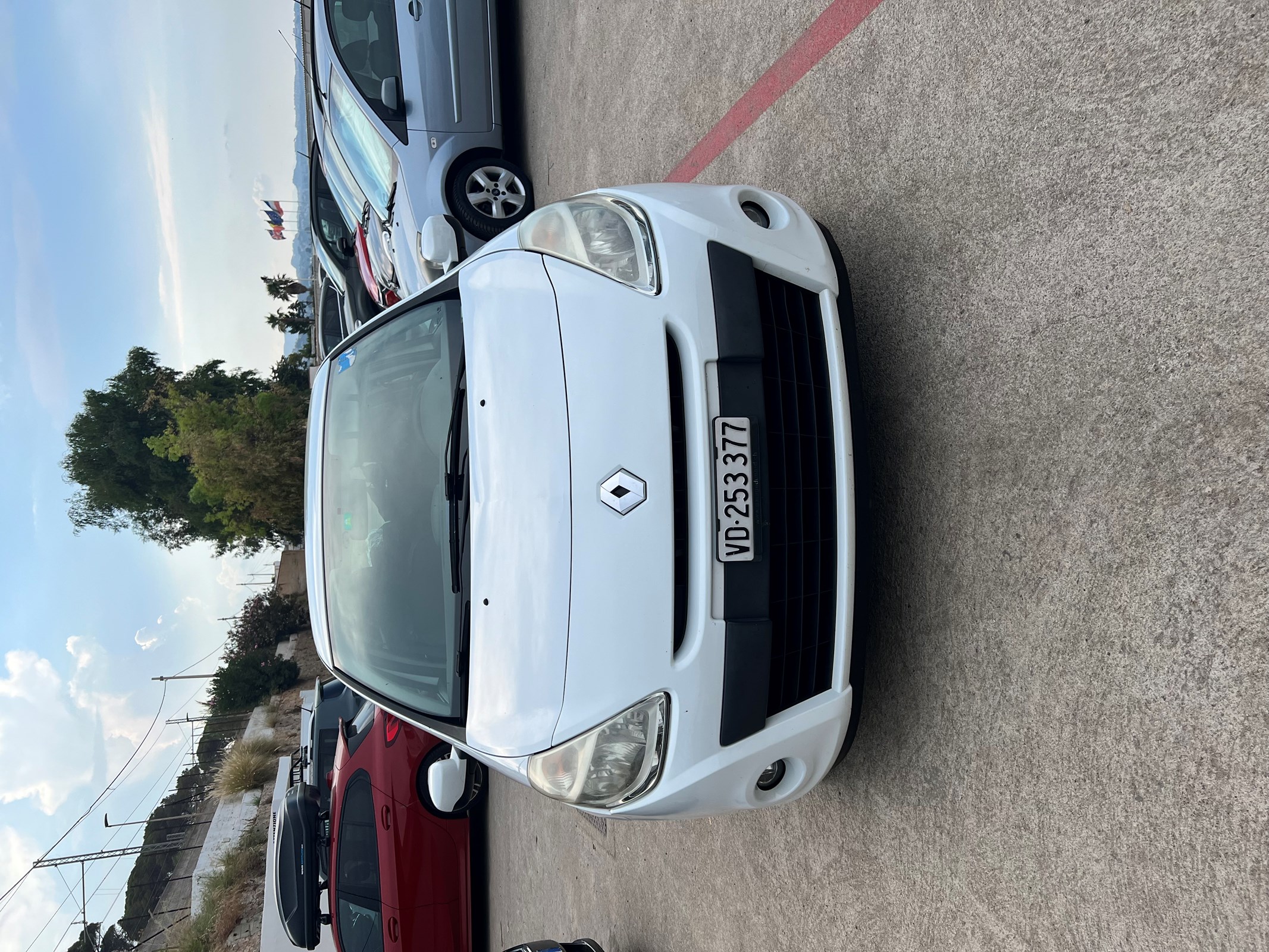 RENAULT Clio 1.2 16V Expression