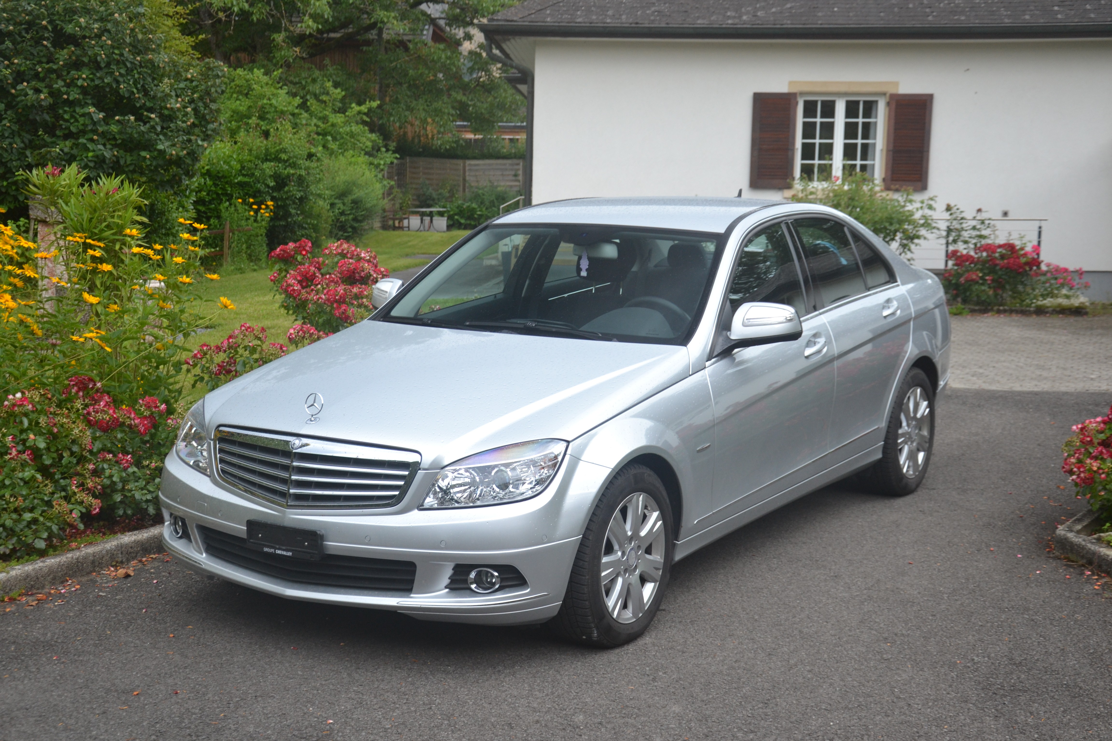 MERCEDES-BENZ C 220 CDI Elégance Automatic *LIKE NEW*