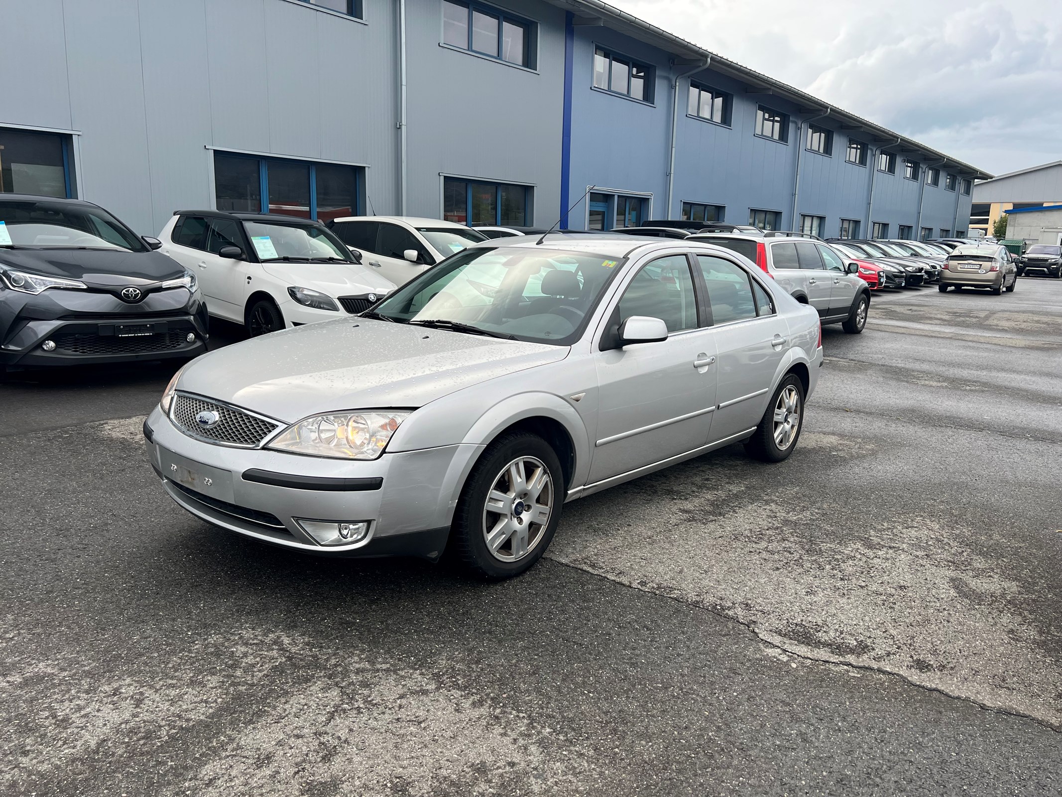 FORD Mondeo 2.5i V6 24V Ghia