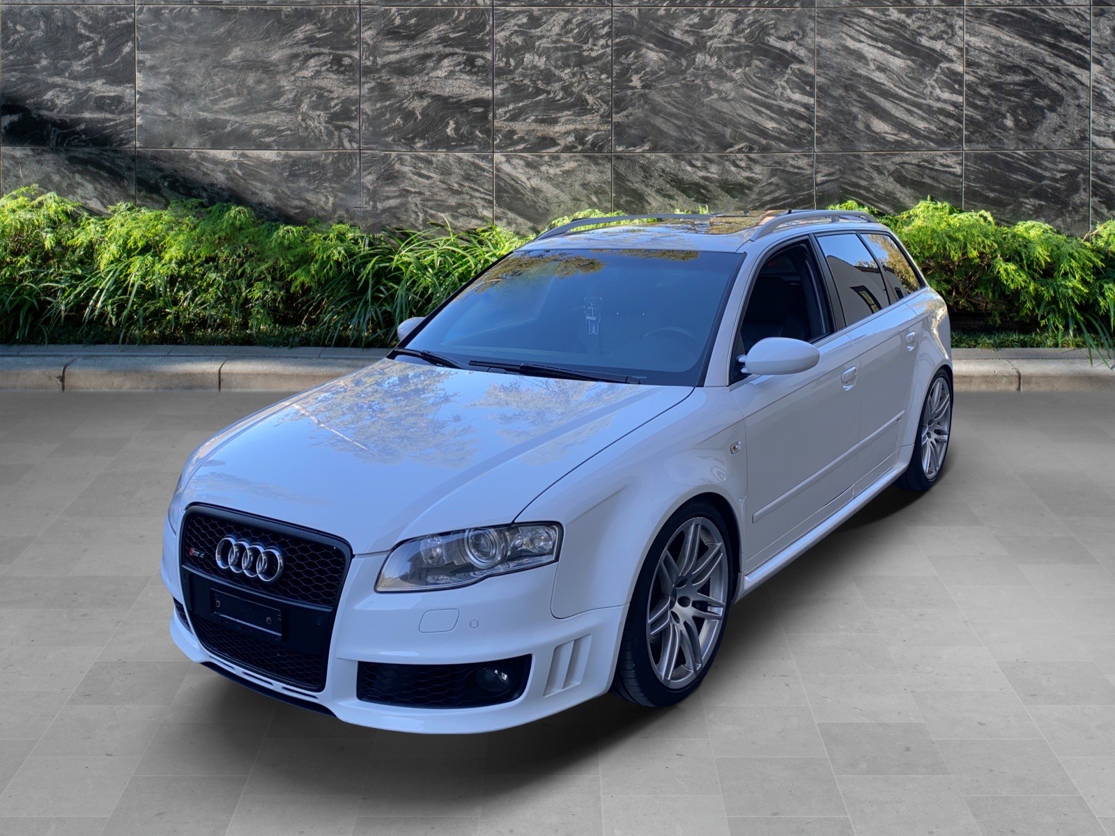 AUDI RS4 Avant 4.2 V8 quattro