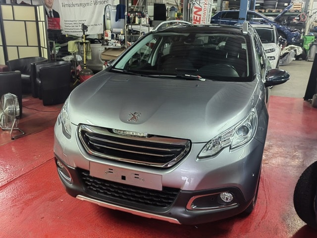 PEUGEOT 2008 1.2 PureTech Active