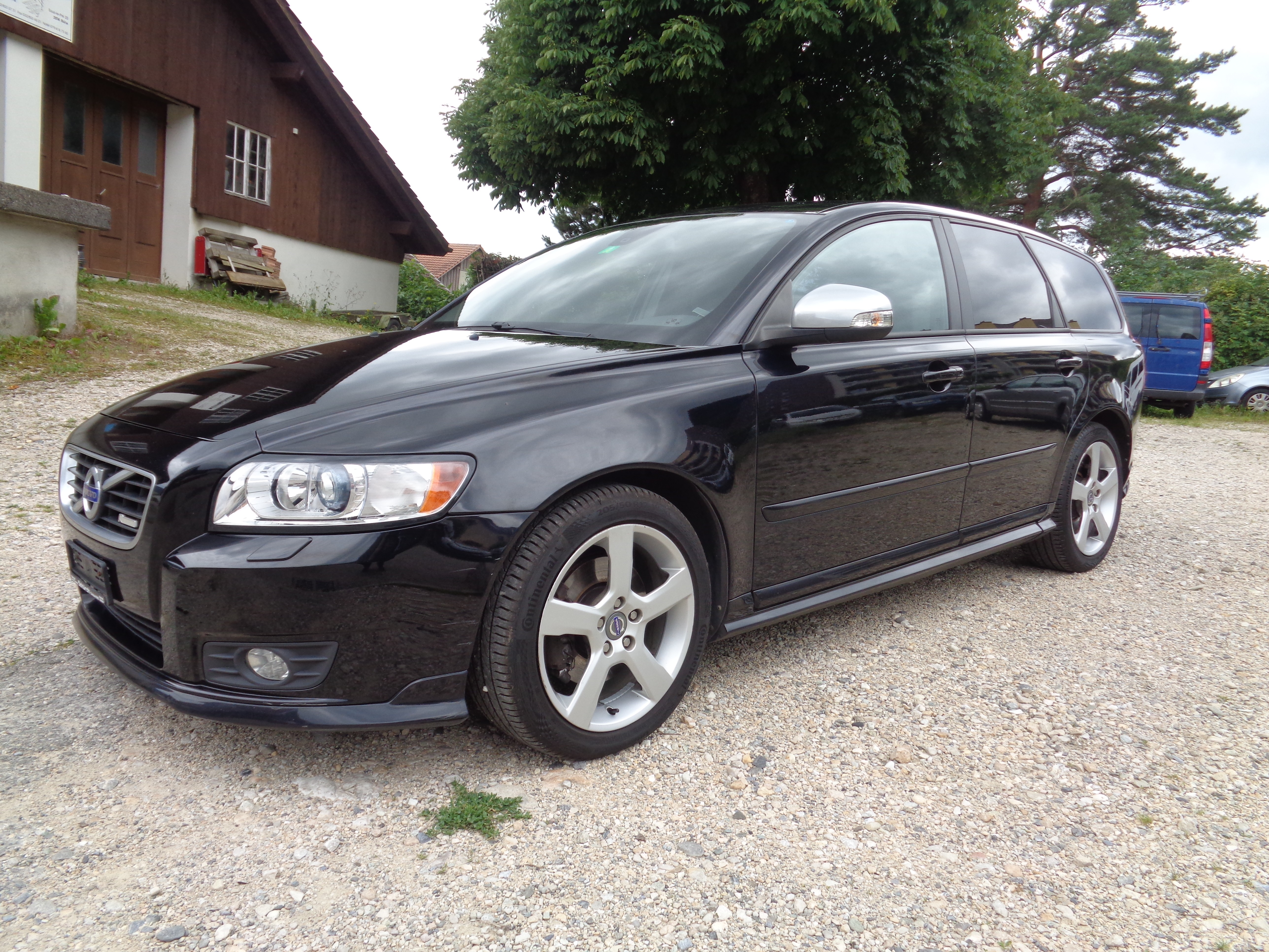 VOLVO V50 D3 R-Design