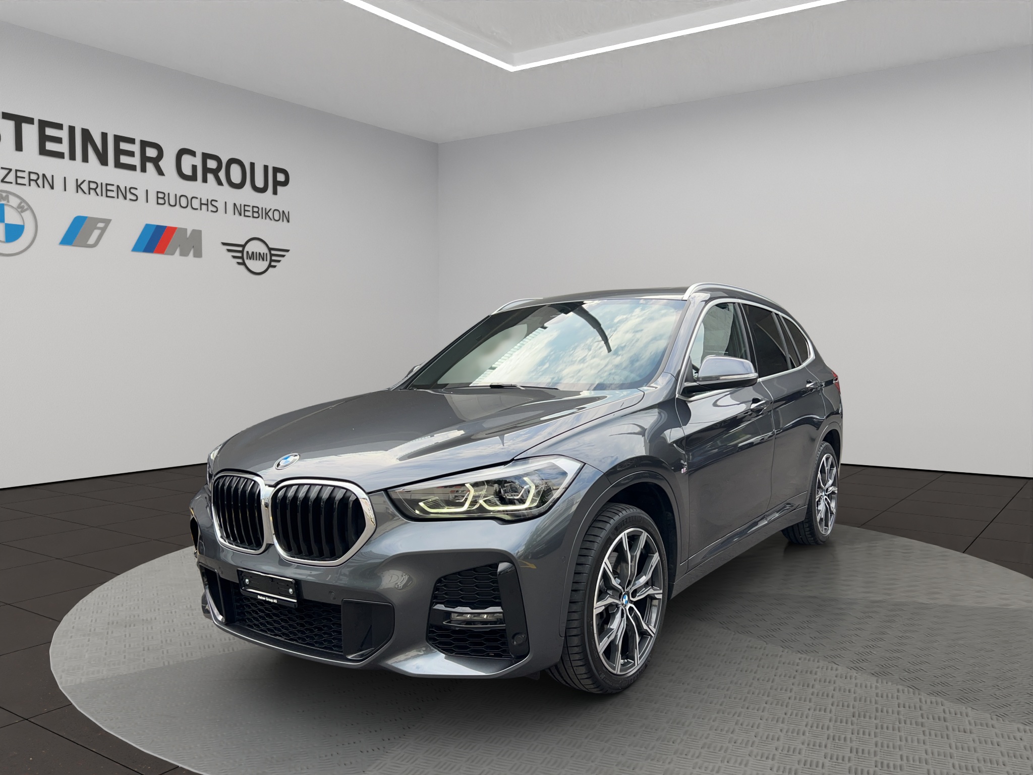 BMW X1 xDrive 20i Essential Edition Steptronic