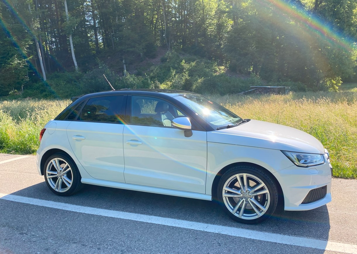 AUDI S1 Sportback 2.0 TFSI Sport quattro