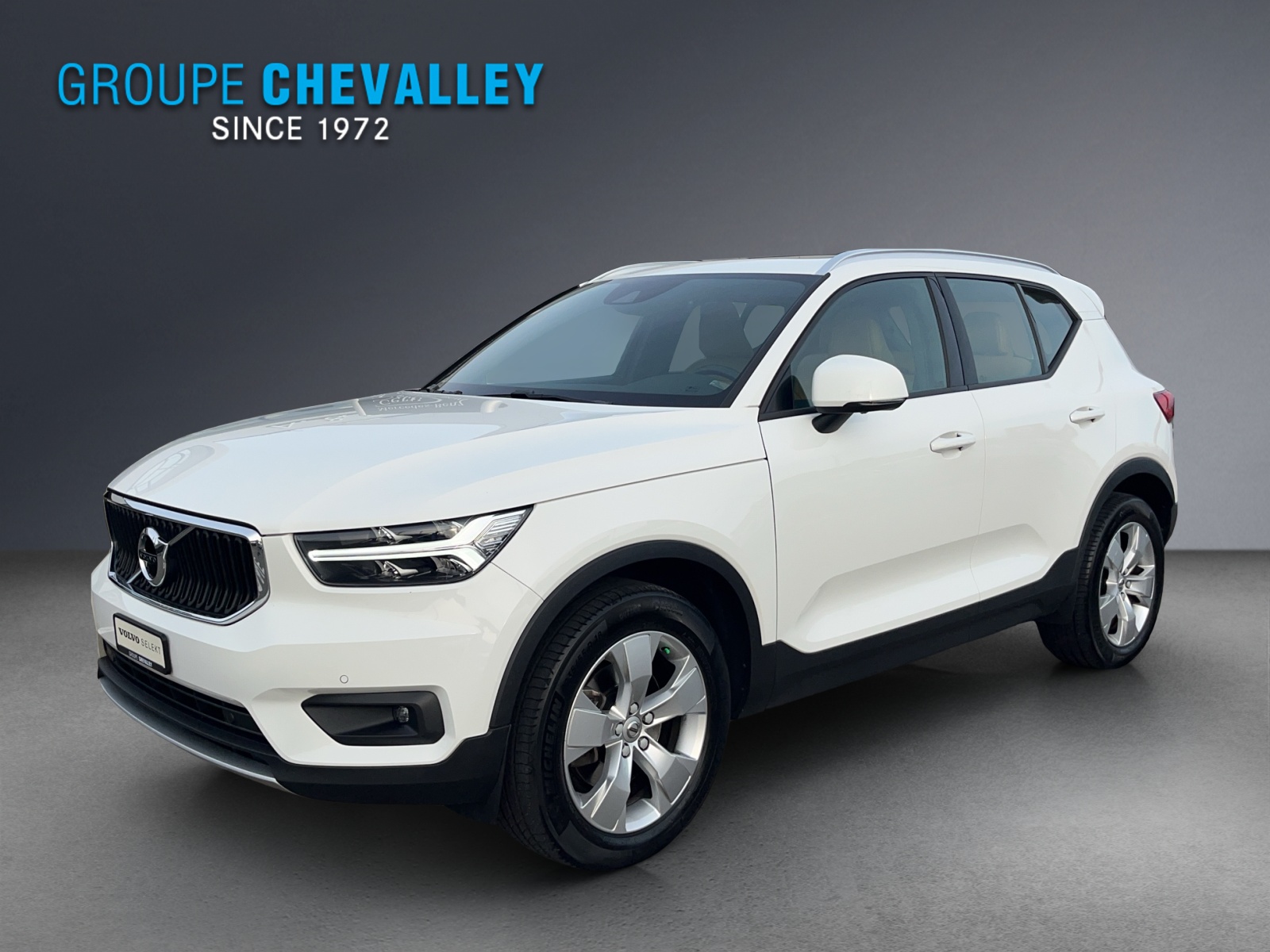 VOLVO XC40 T5 AWD Momentum Geartronic