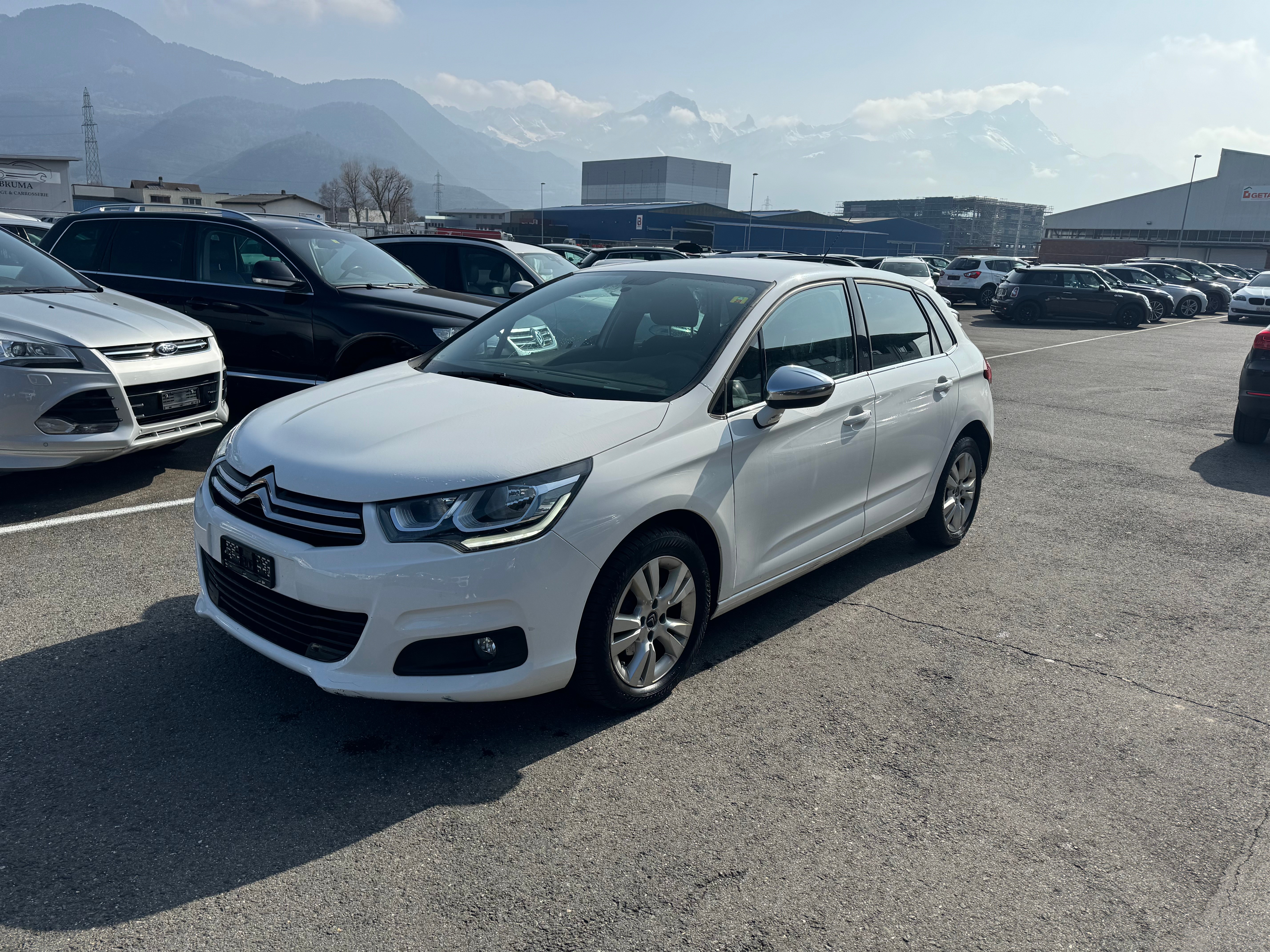 CITROEN C4 1.2 Pure Tech Shine