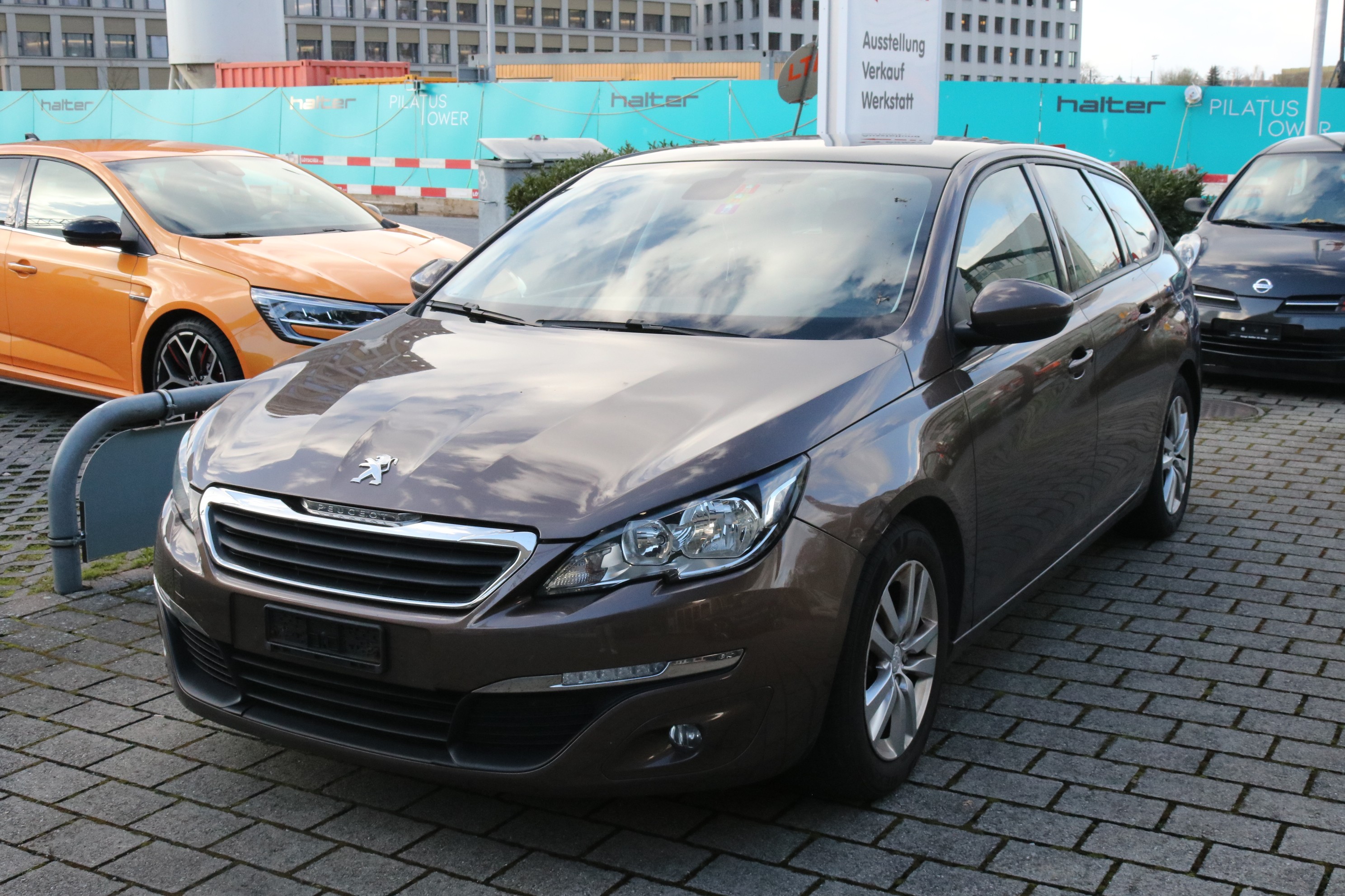 PEUGEOT 308 SW 1.2 THP Allure Automatic