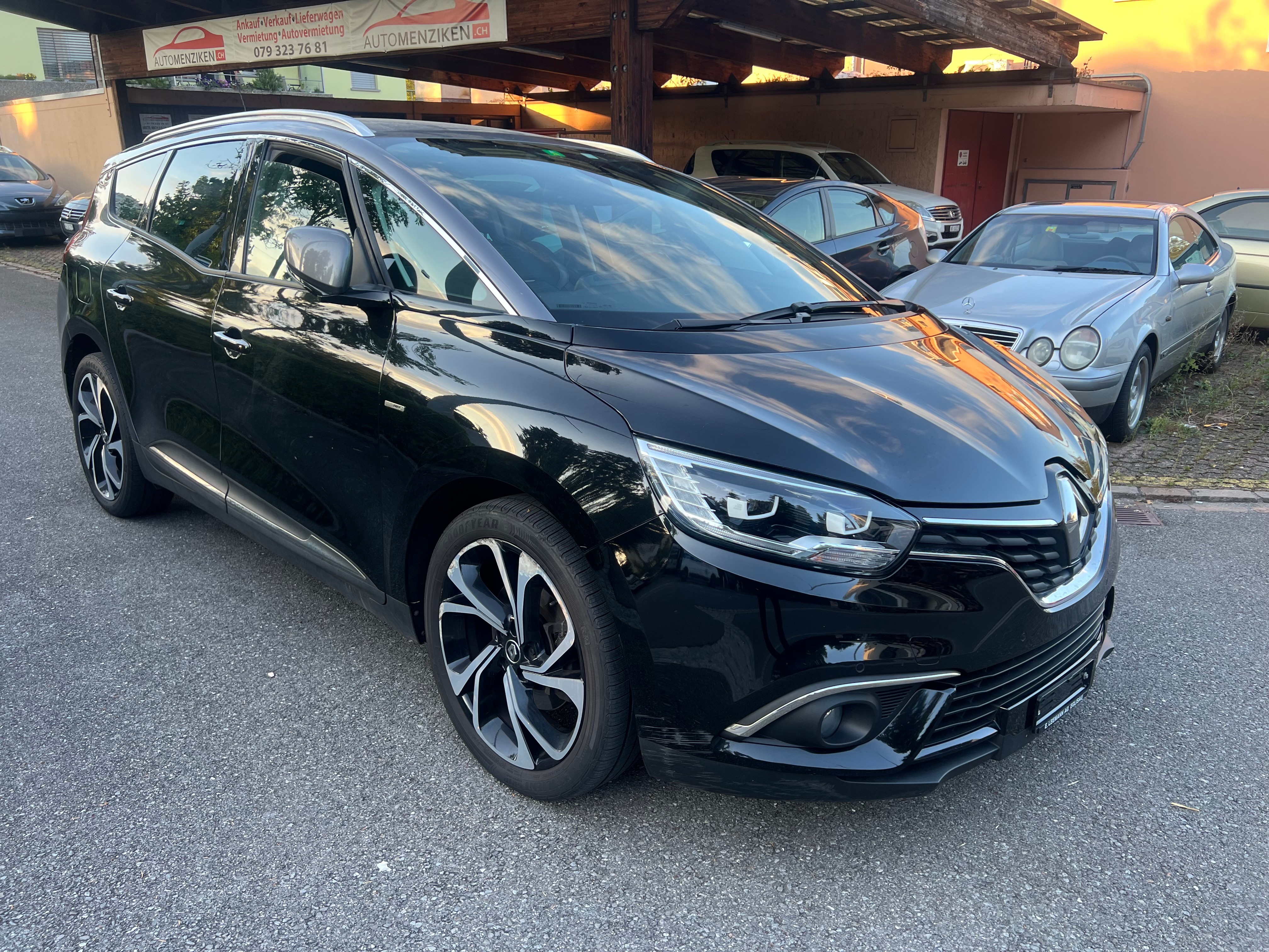 RENAULT Grand Scénic 1.2 16V Turbo Bose