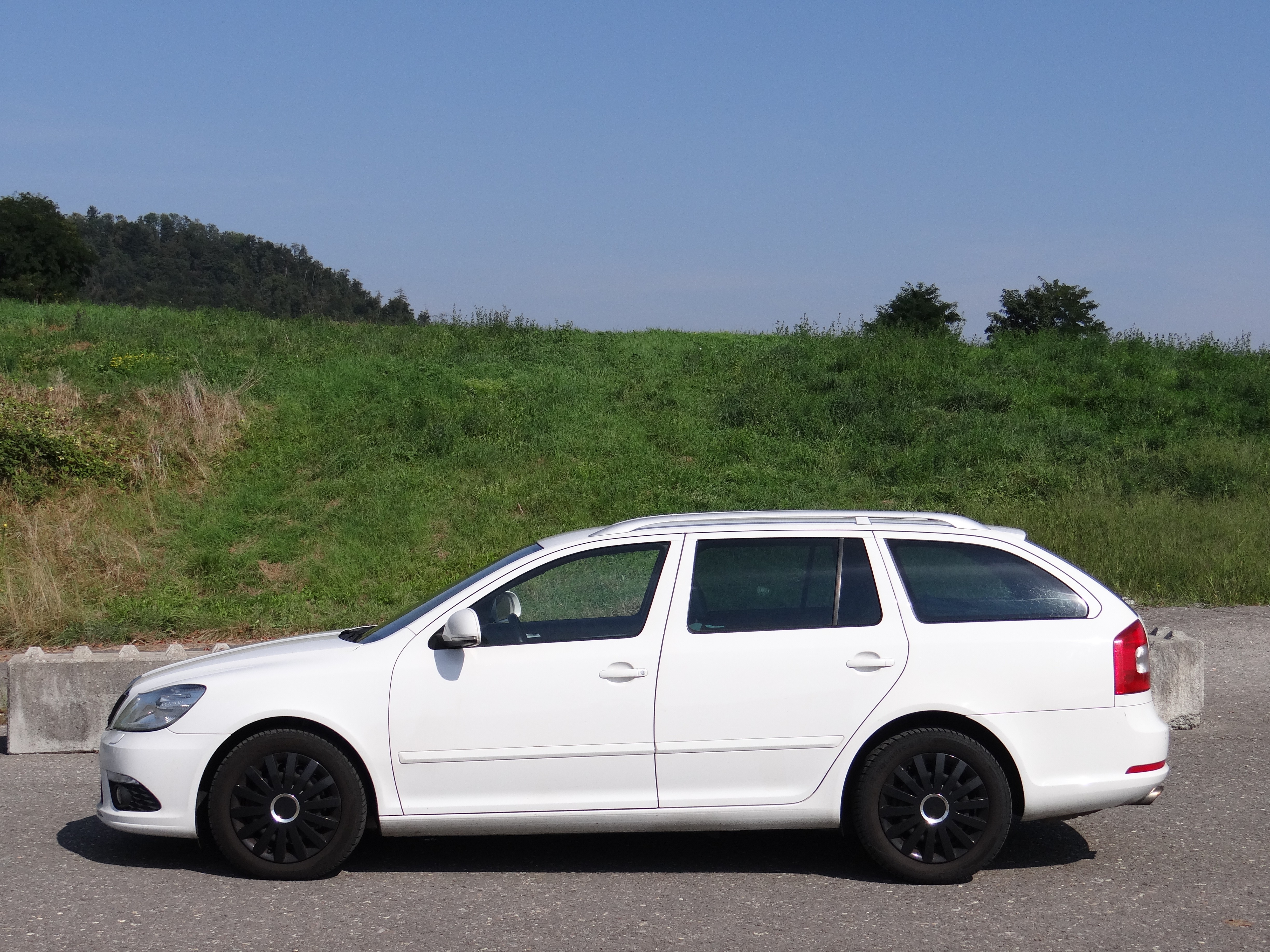 SKODA Octavia Combi 2.0 TDI RS DSG