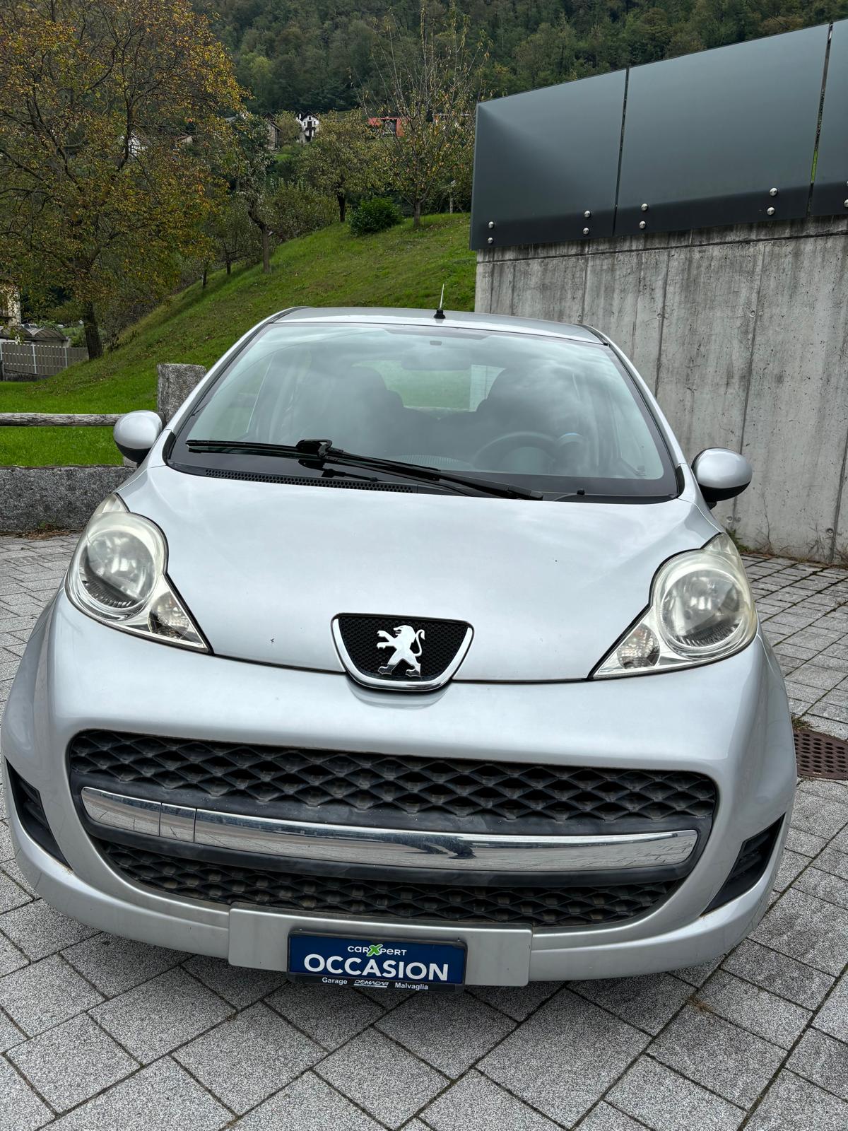 PEUGEOT 107 1.0 Swiss Edition