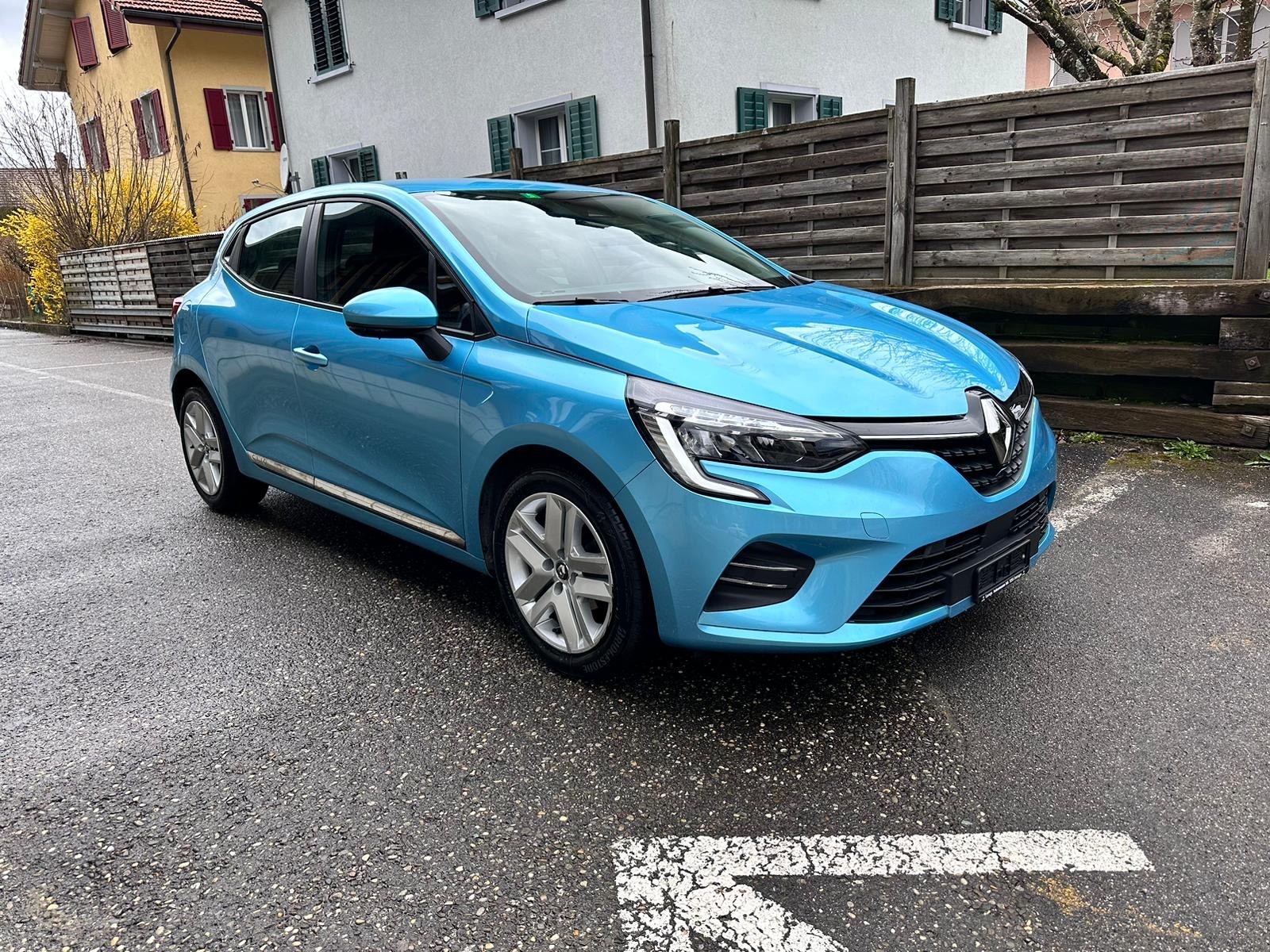 RENAULT Clio 1.0 Zen CVT