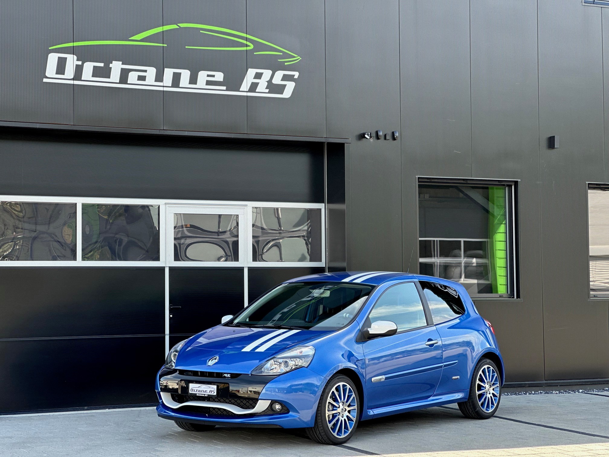 RENAULT Clio 2.0 16V RS Gordini