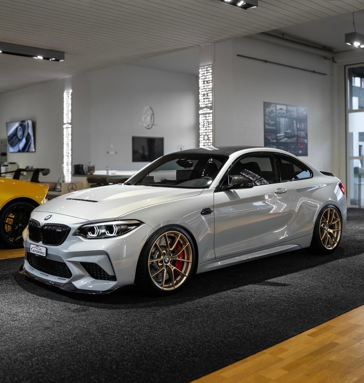 BMW M2 CS