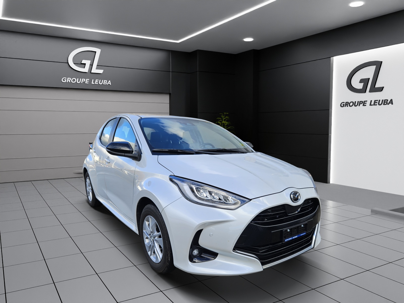 MAZDA 2 Hybrid Exclusive-line