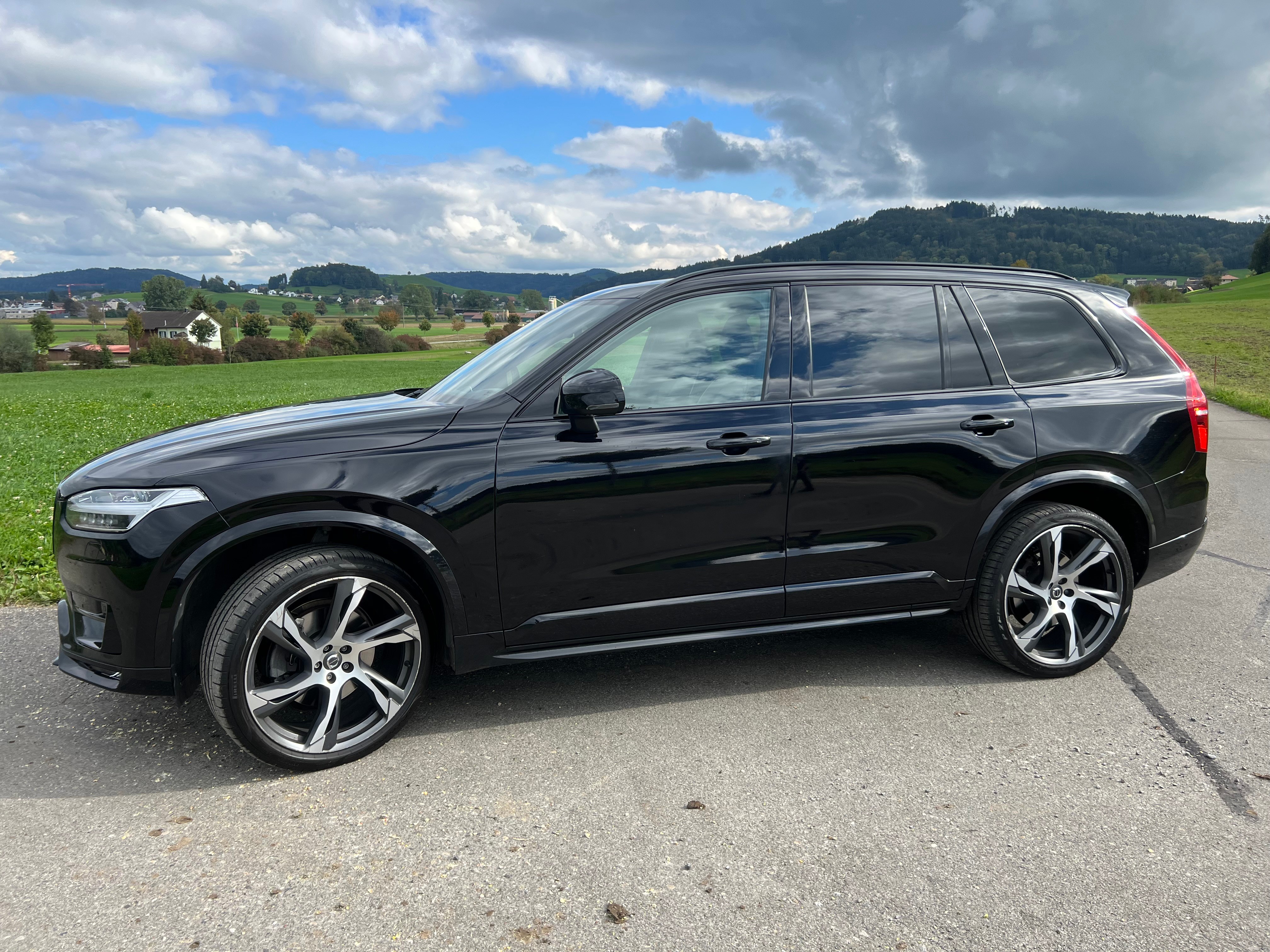 VOLVO XC90