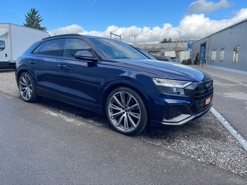 AUDI Q8 55 TFSI qu*2xS-Line,Pano Dach,23