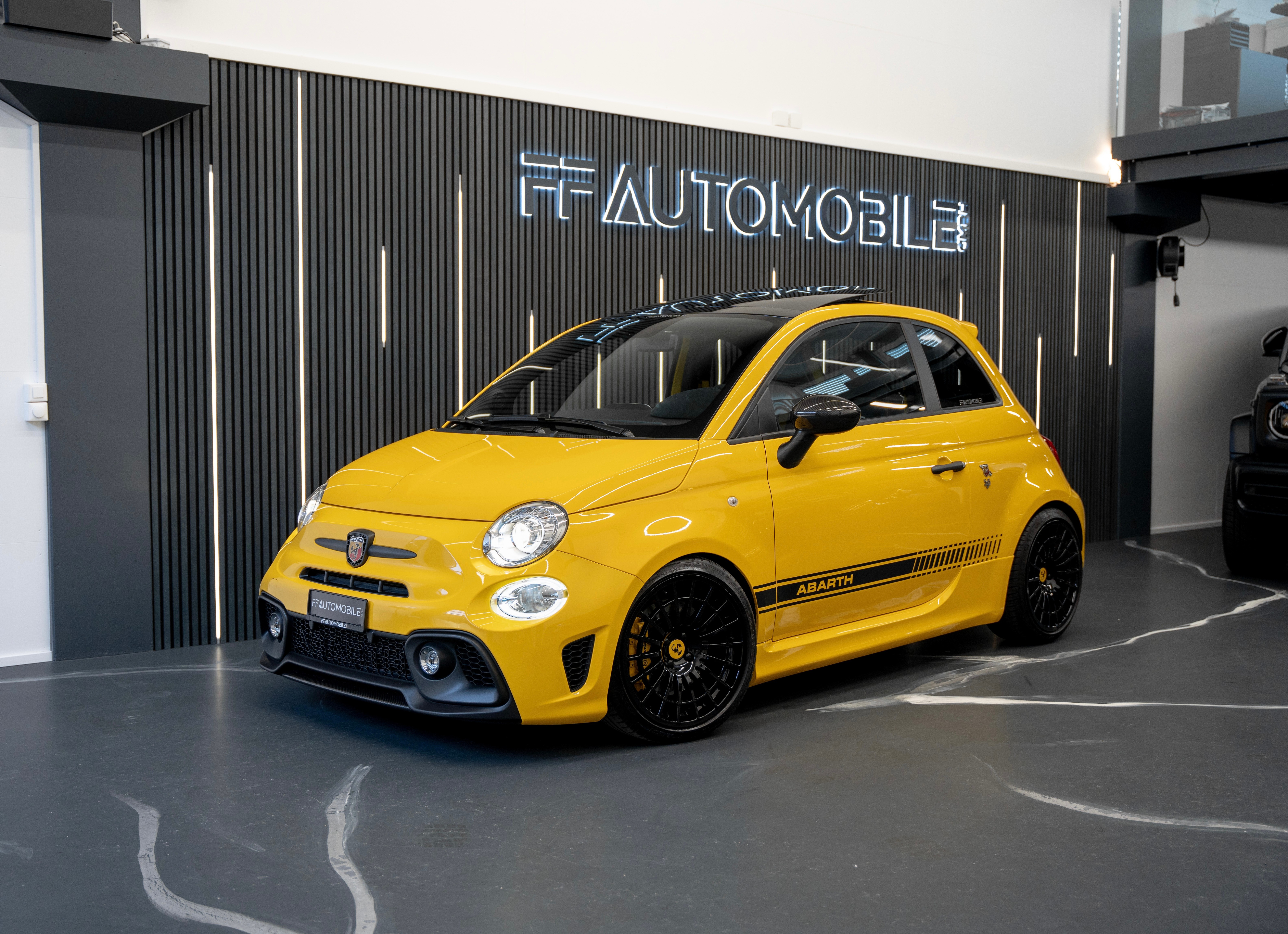 FIAT 595 1.4 16V Turbo Abarth Competizione Dualogic