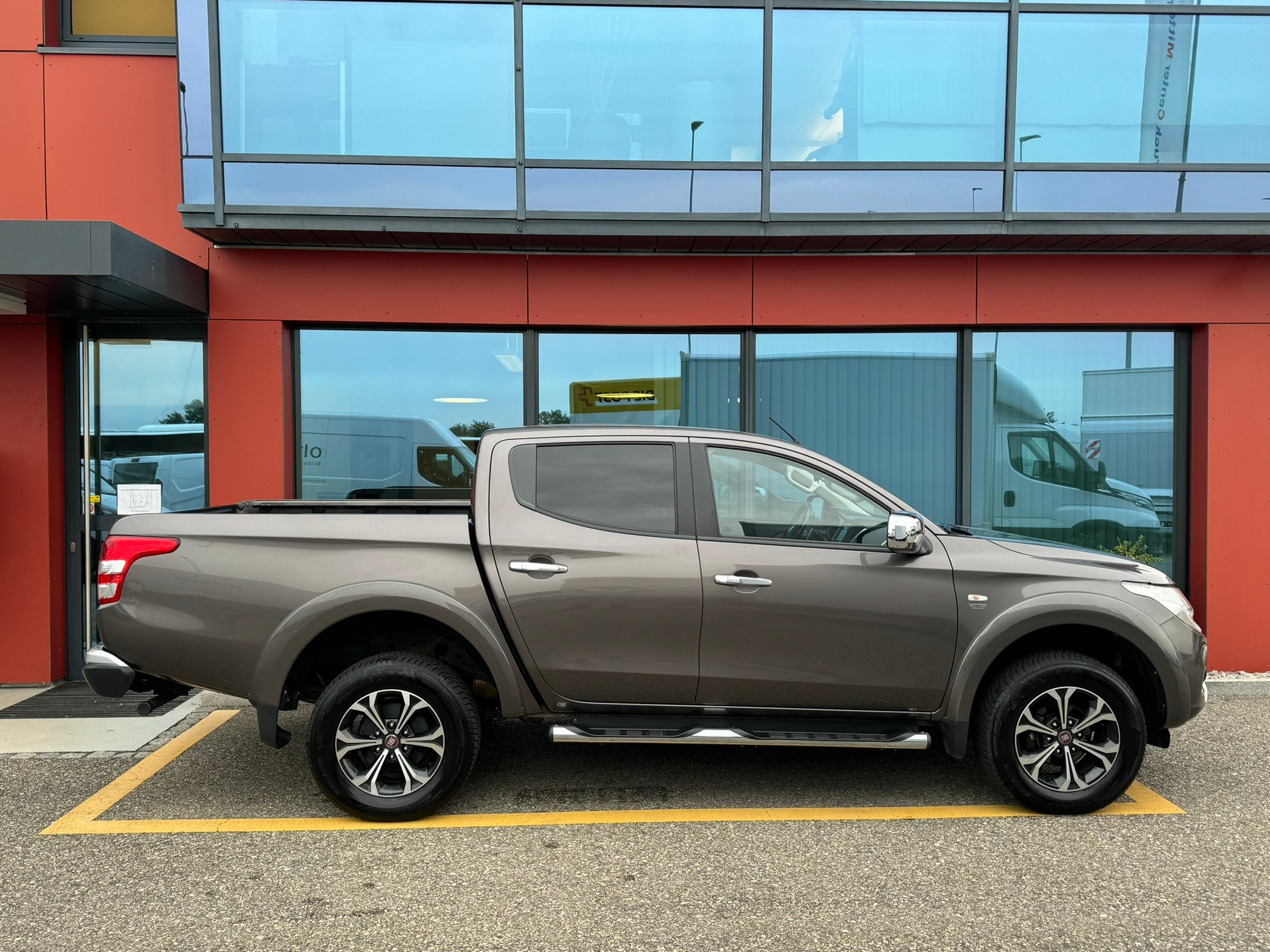 FIAT Fullback LX 2.4 MJ DC Primo 4WD A