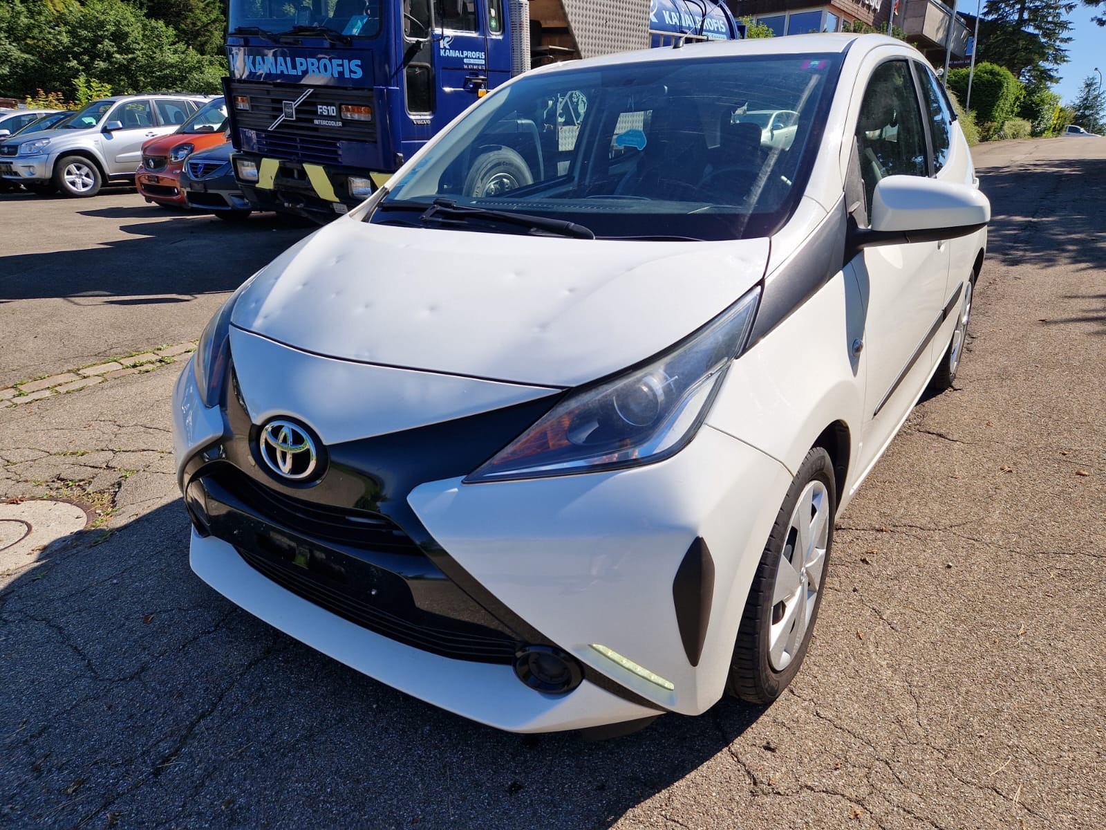 TOYOTA Aygo 1.0 VVT-i x-play