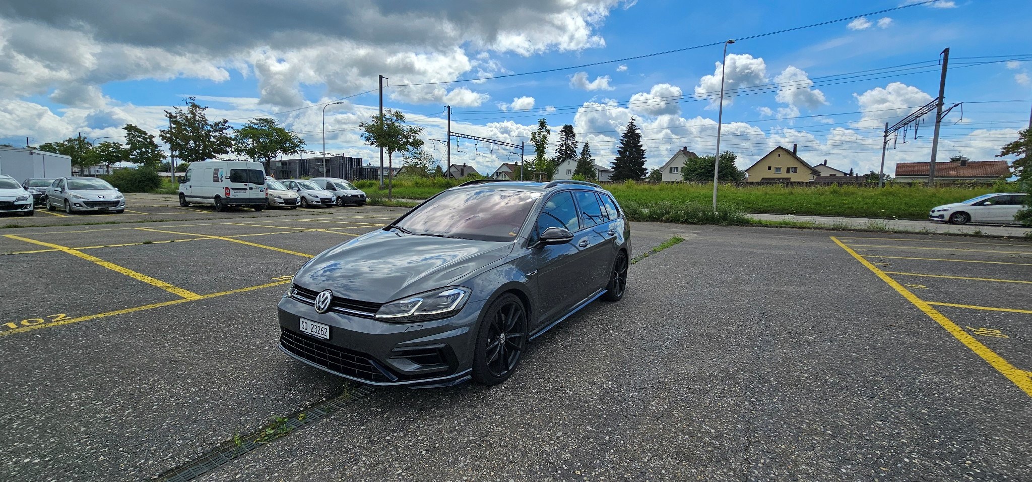 VW Golf Variant 2.0 TSI R 4Motion DSG