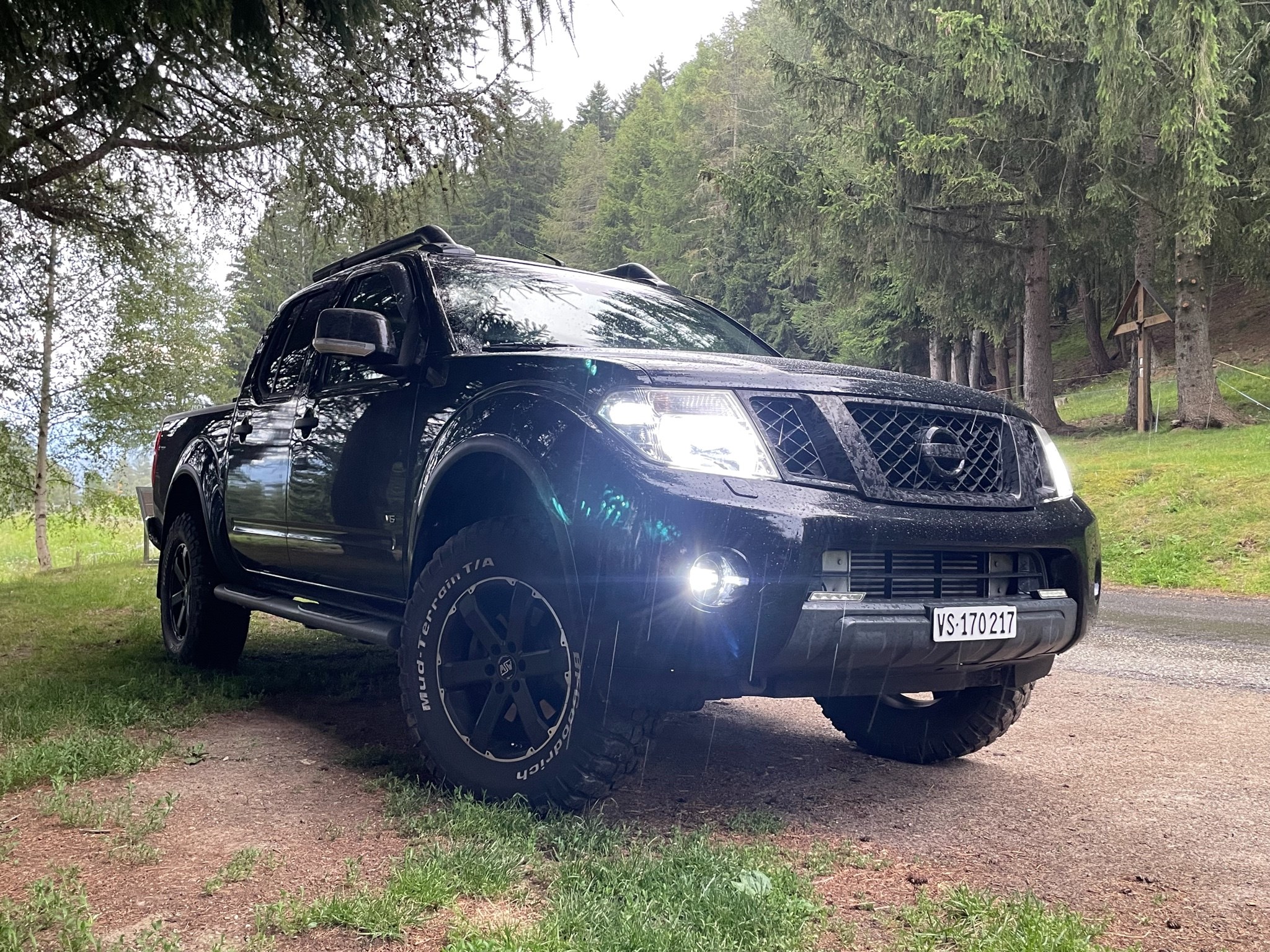 NISSAN Navara V6 Double Cab LE 3.0 dCi 4WD Automat