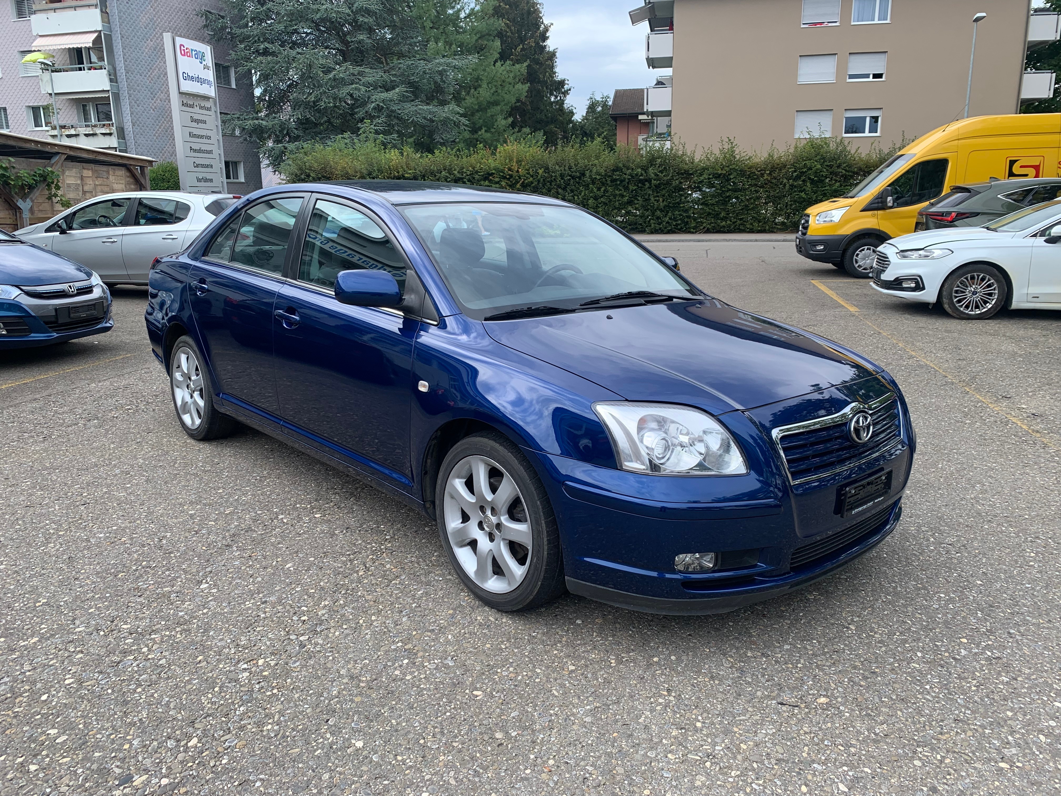 TOYOTA Avensis 2.0 D4 VVT-i Linea Sol Sedan